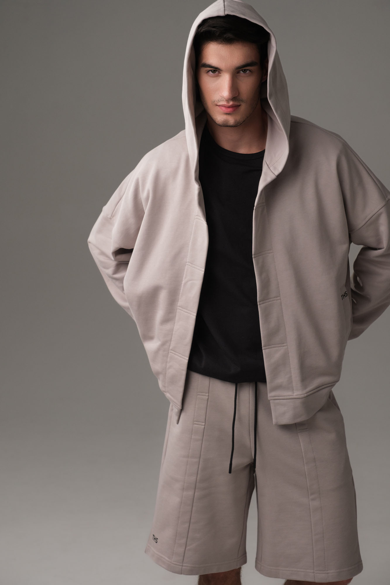 M-251-P-20-0068 Тректоп The Hills Бежевый