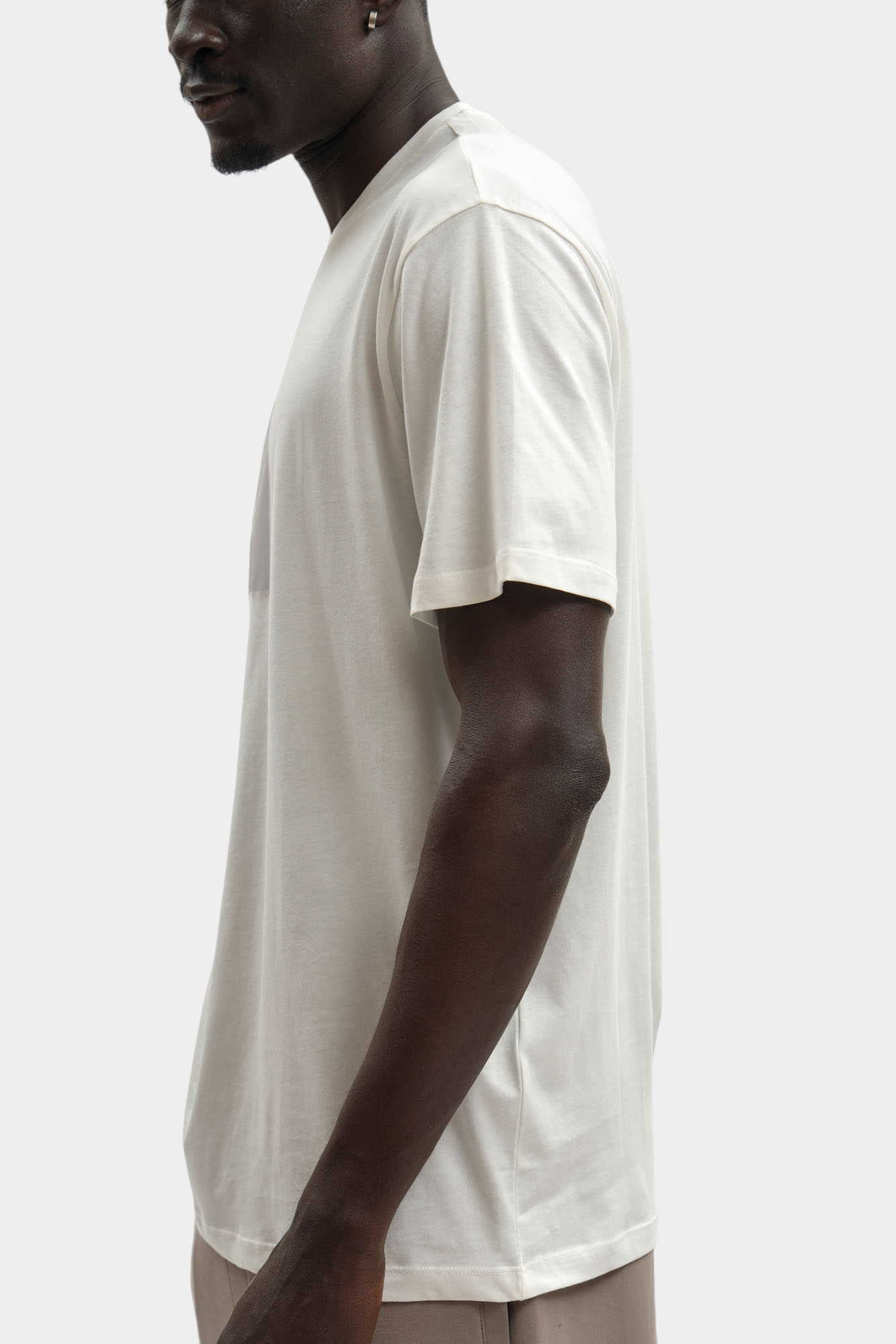 XM002213_AF10356 Футболка Armani Exchange Белый