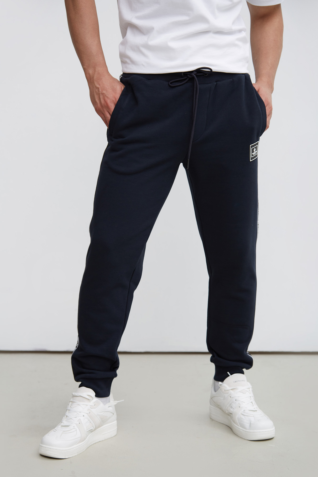 VM-231-20-019 Брюки спортивные Van Mich Синий