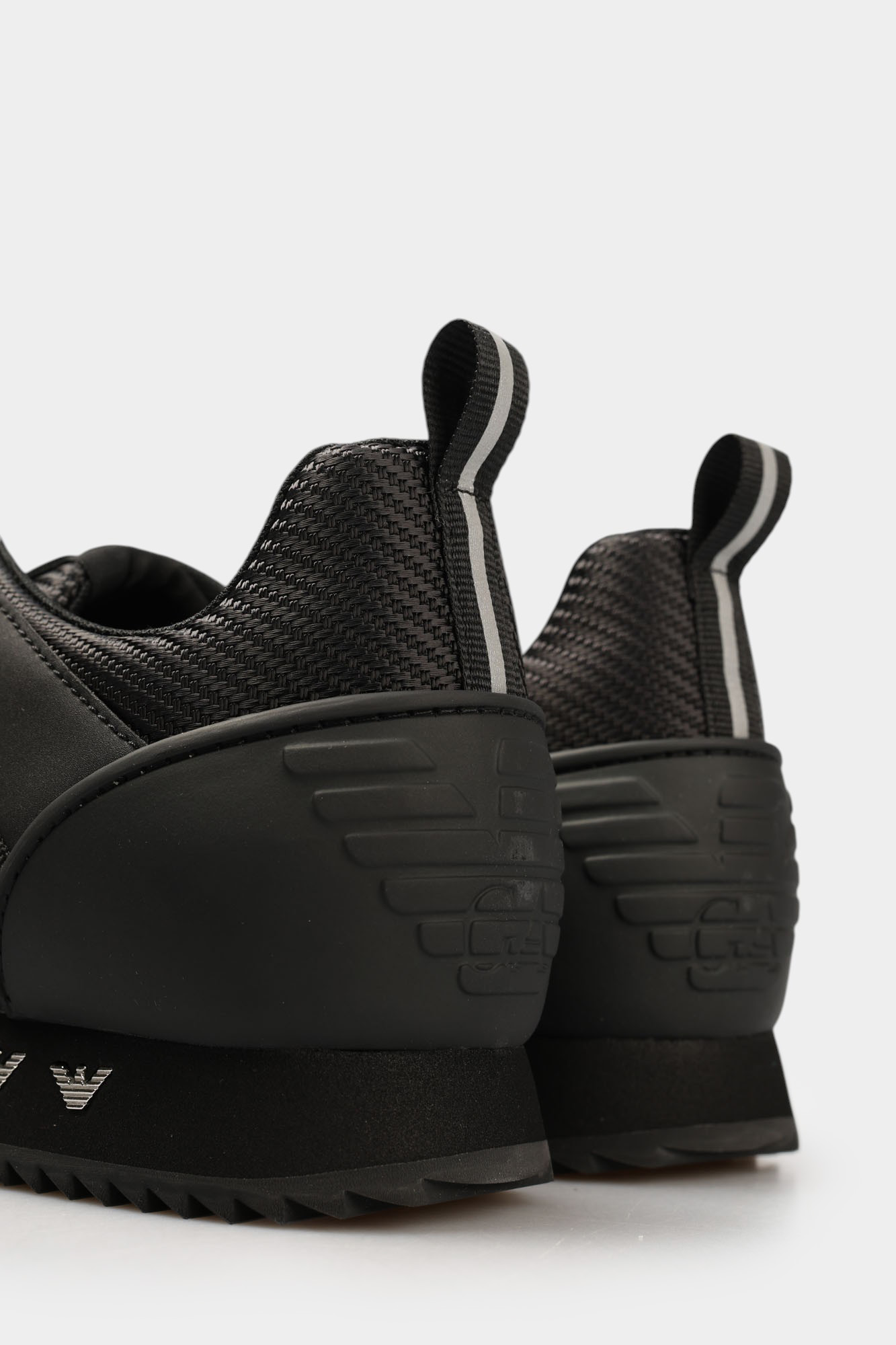 7X000337_AF18613 Кроссовки EA7 Черный