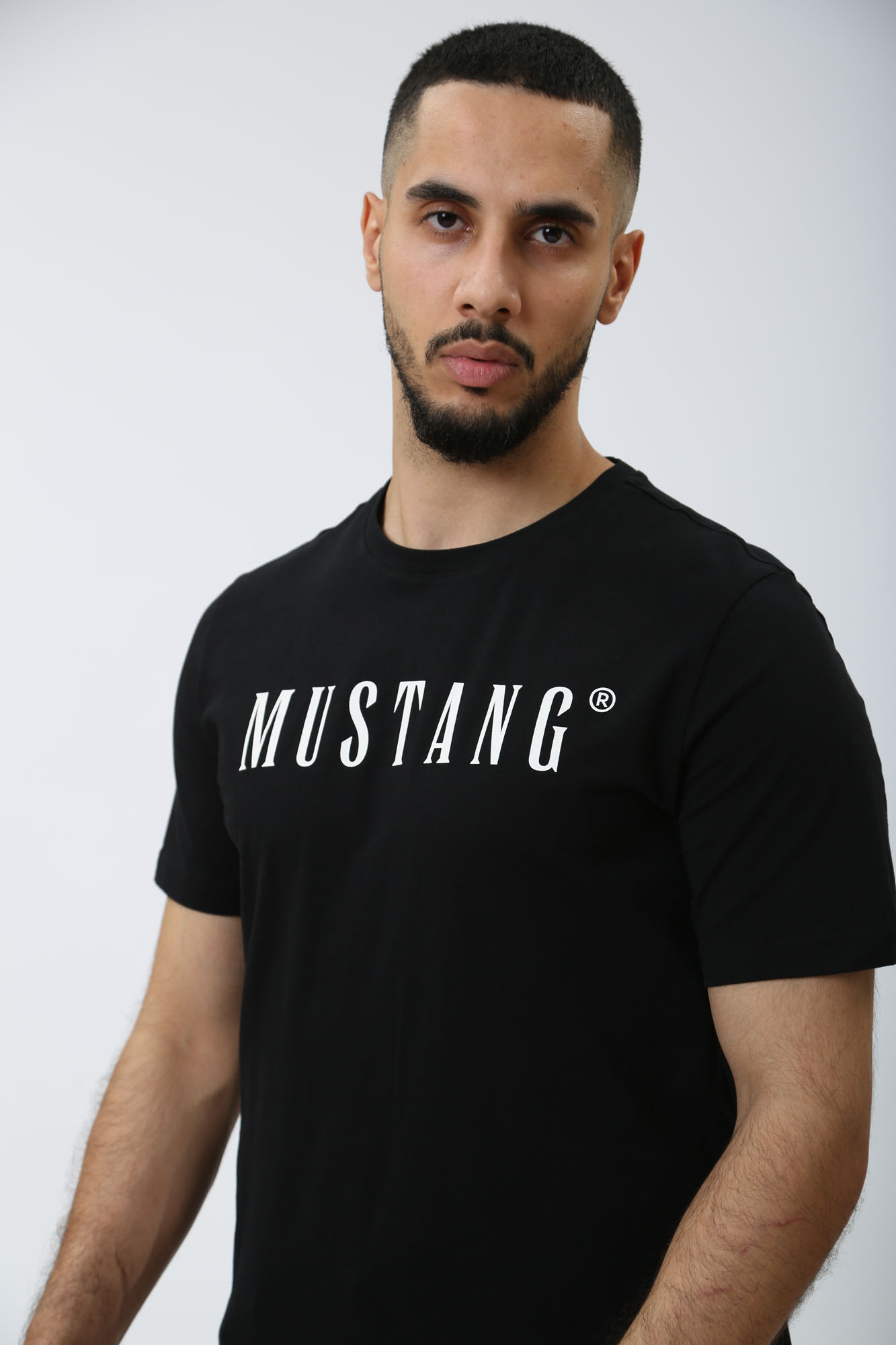 1014695 Футболка Mustang Черный