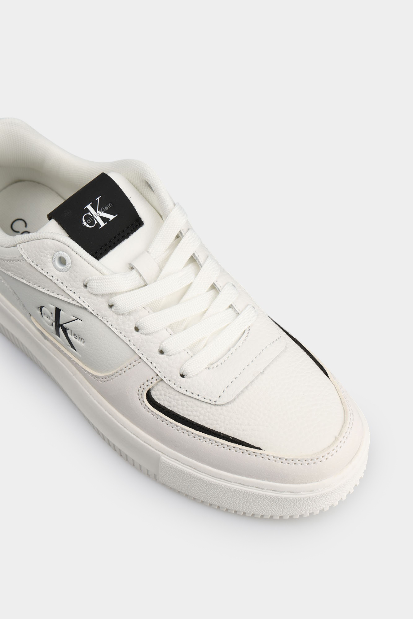 YW0YW02001 Кеды Calvin Klein Jeans Молочный