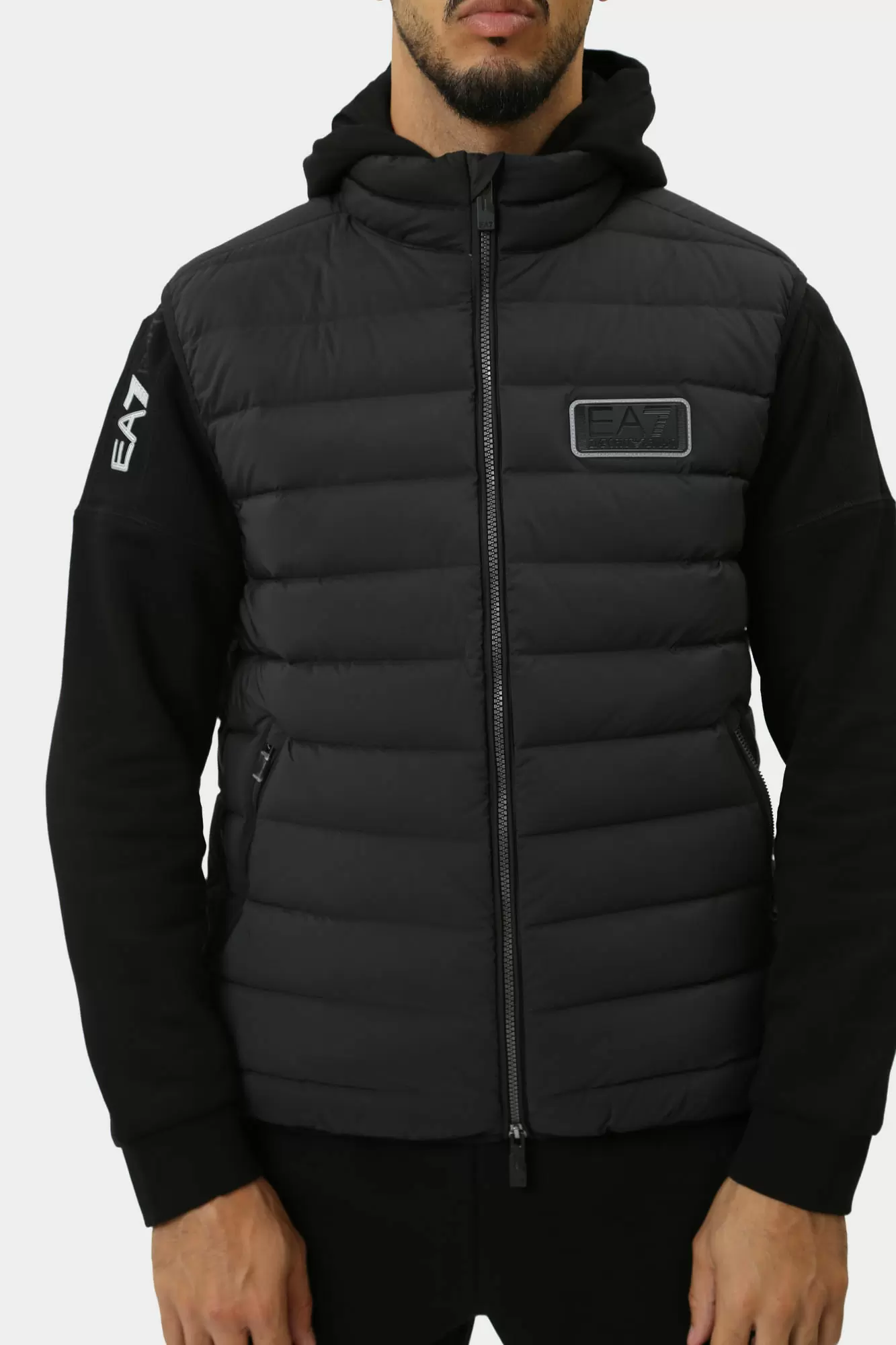 6DPQ02_PNHAZ Жилет пуховый EA7 Черный