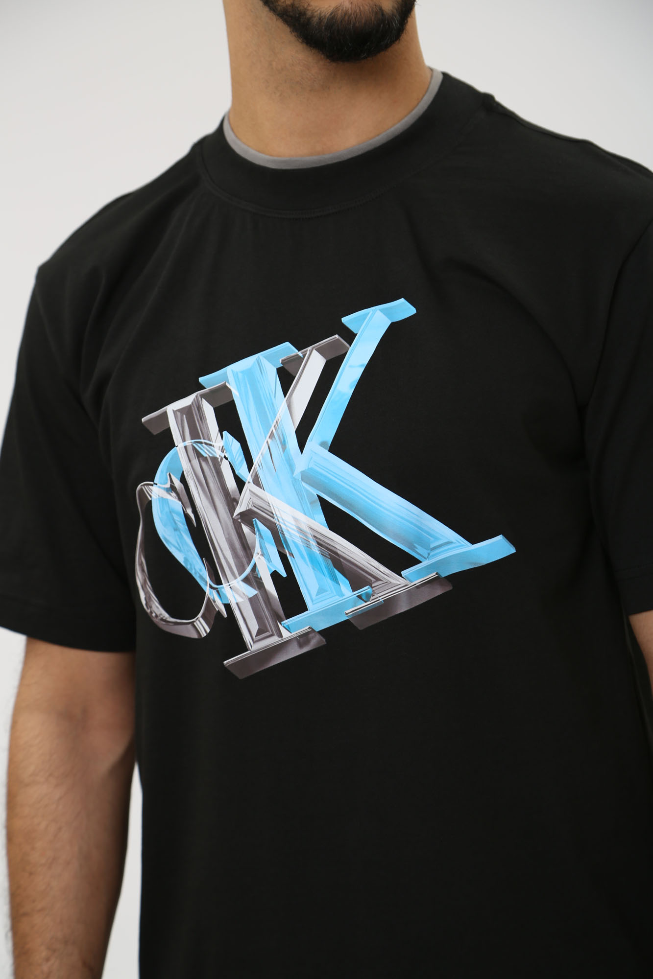 J30J325201 Футболка Calvin Klein Jeans Черный