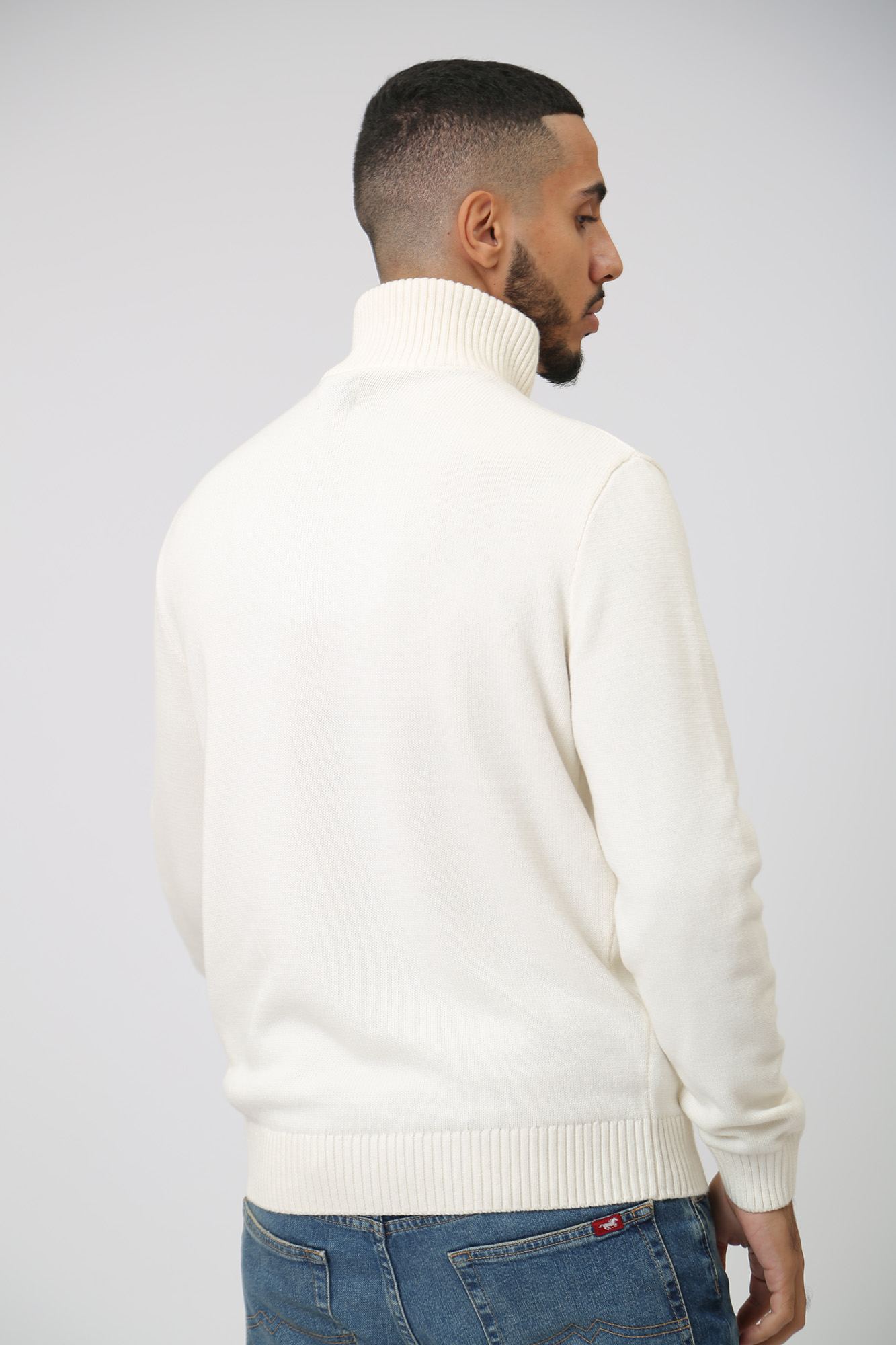 1014121 Джемпер Mustang Молочный