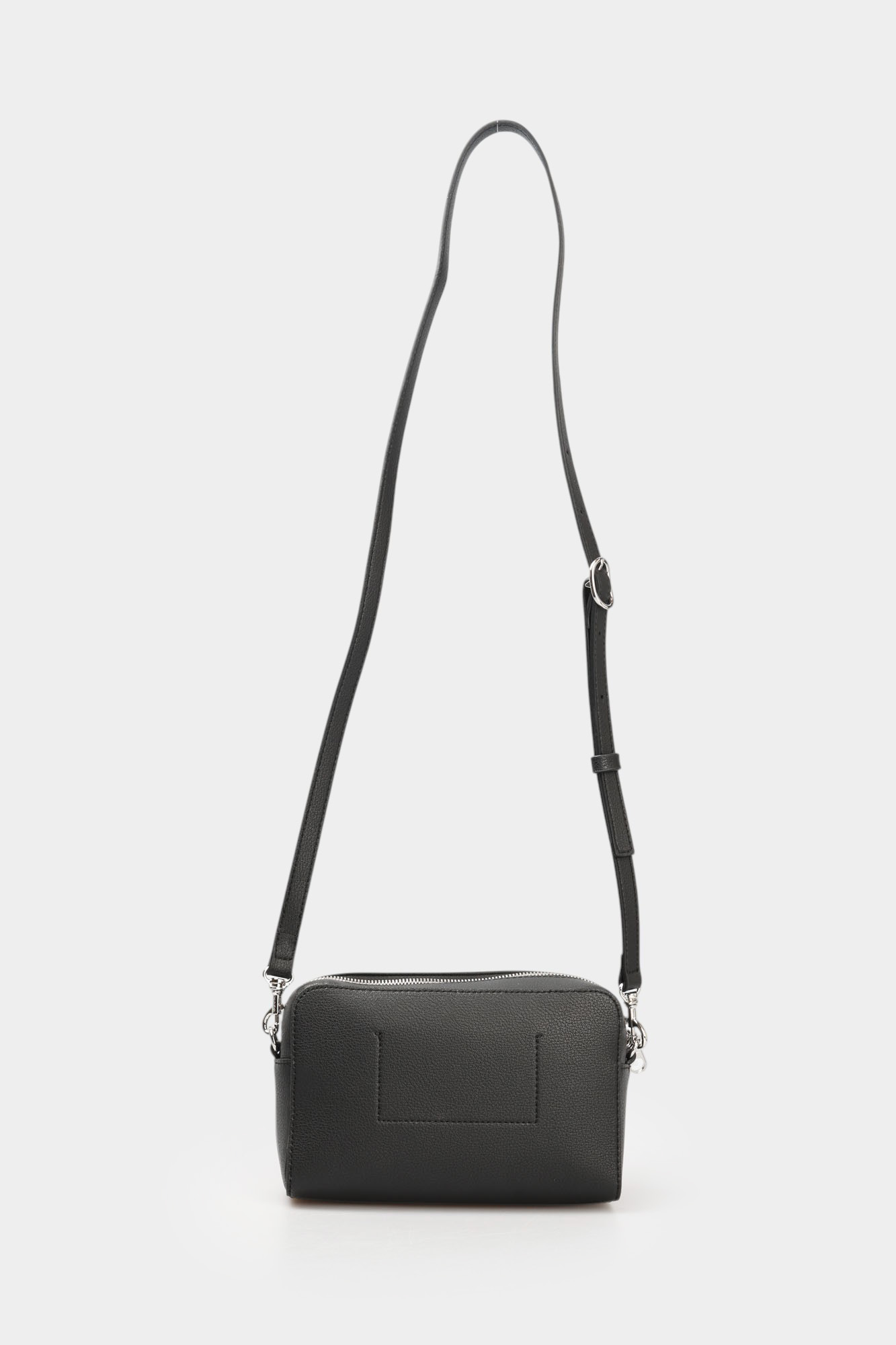 LV04K3162G Сумка Calvin Klein Jeans Черный