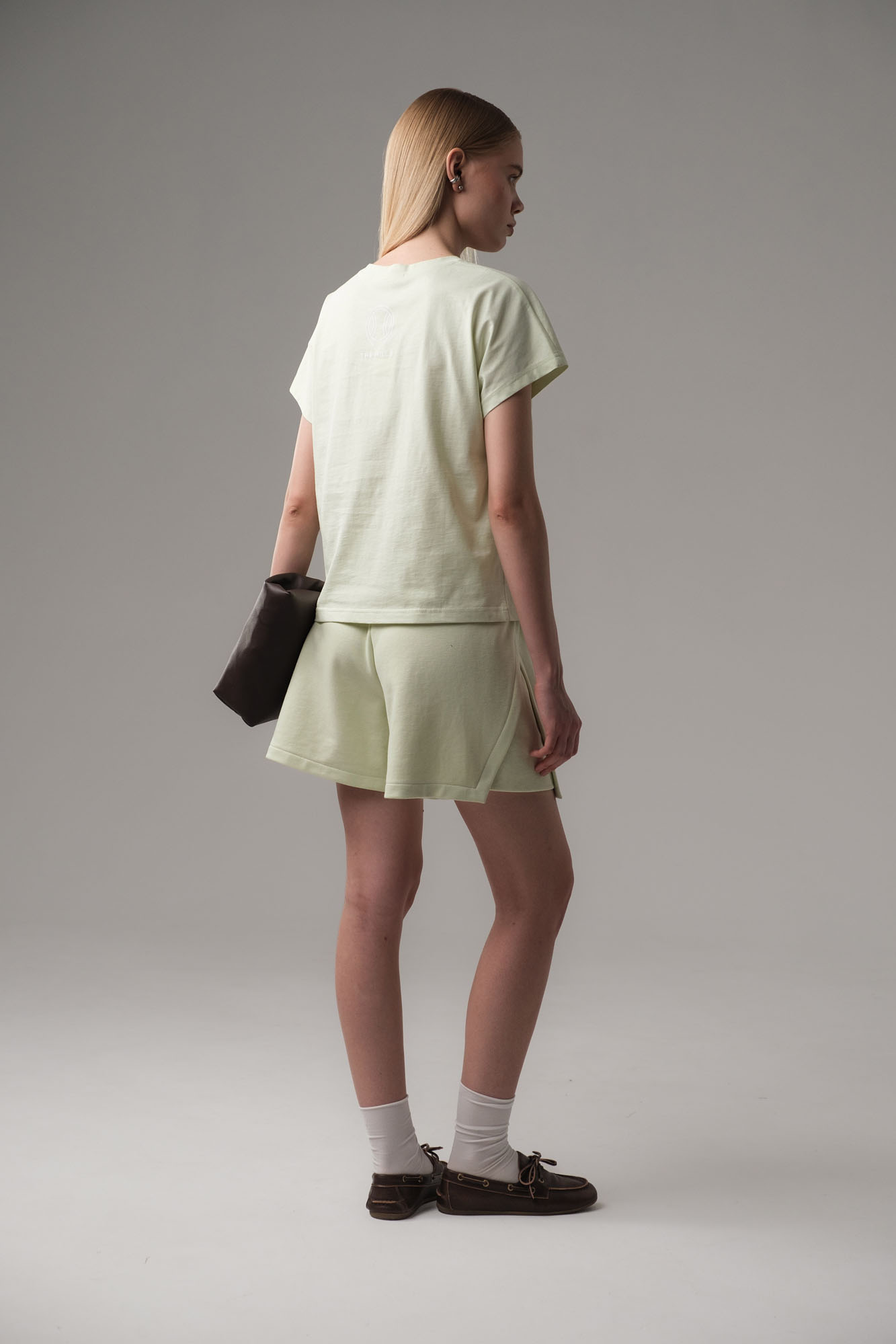 W-251-THT-22-0168 футболка the hills 