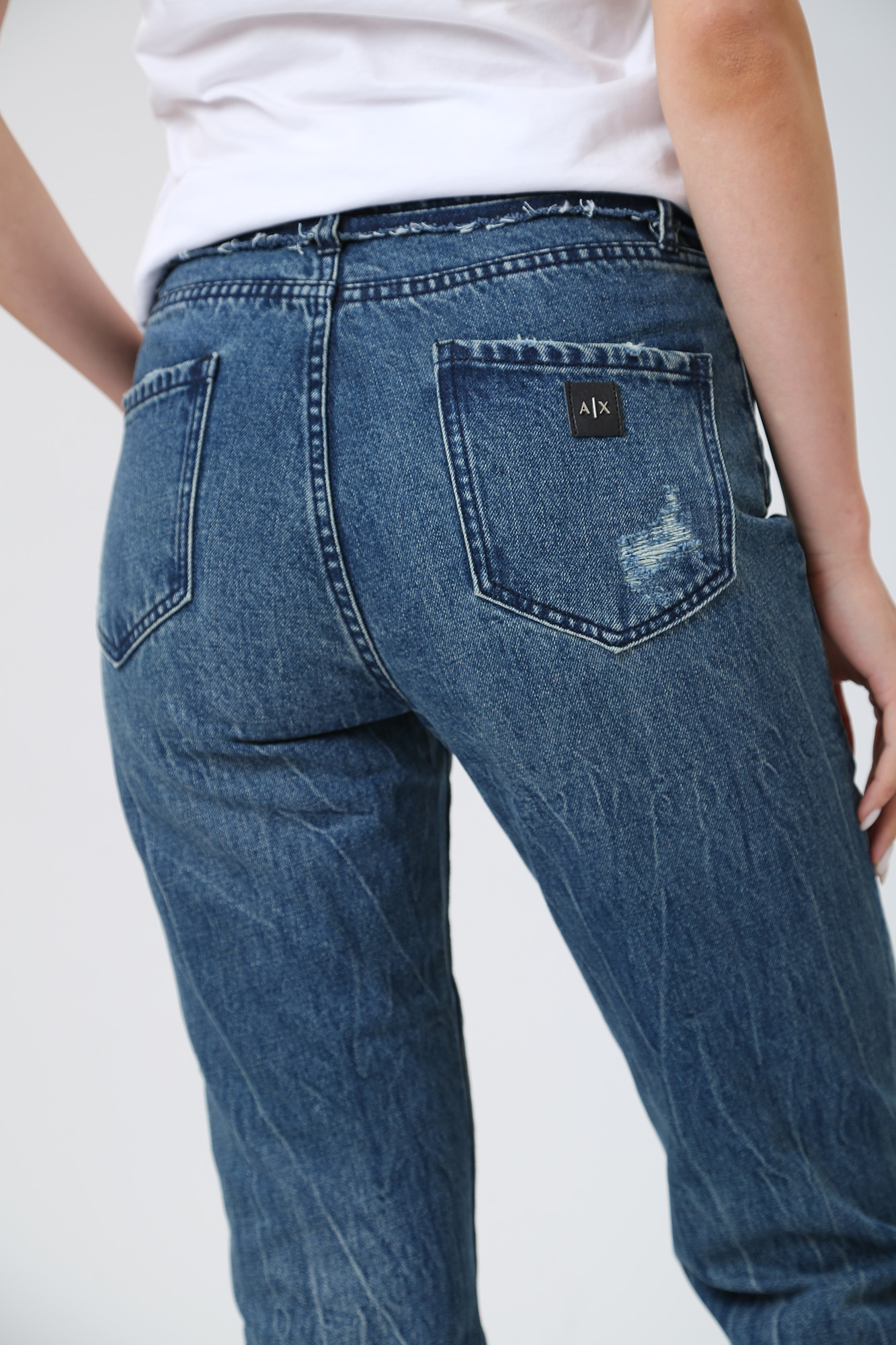 3RYJ06_Y1LVZ брюки джинсовые armani exchange 