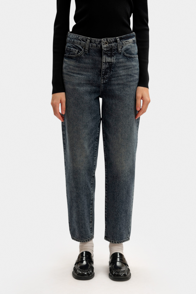 Джинсы Armani Exchange