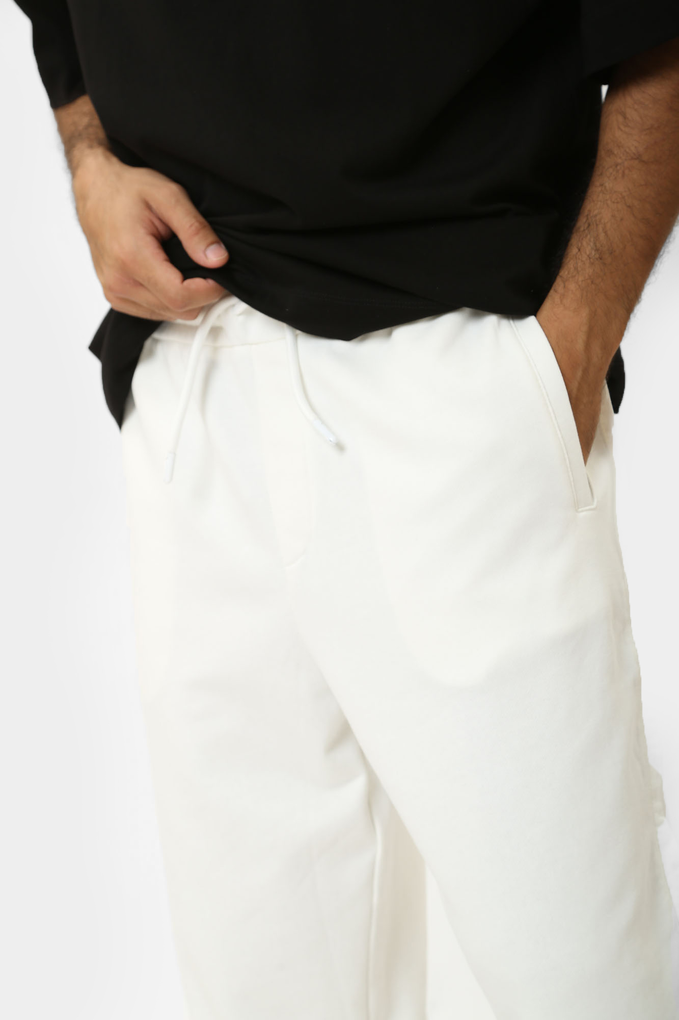 3DZPJA_ZJDPZ_1116 Брюки спортивные Armani Exchange Белый