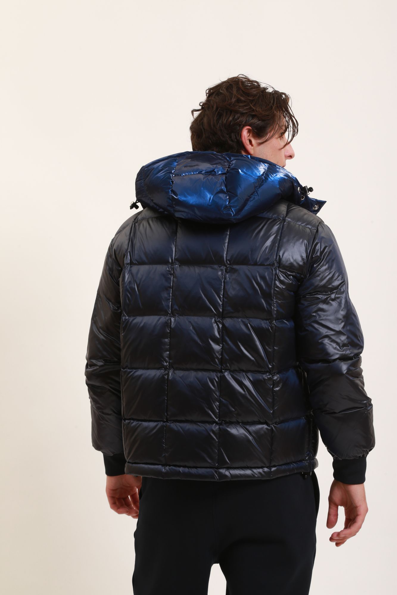 6KZB10_ZNI8Z Куртка пуховая Armani Exchange Синий