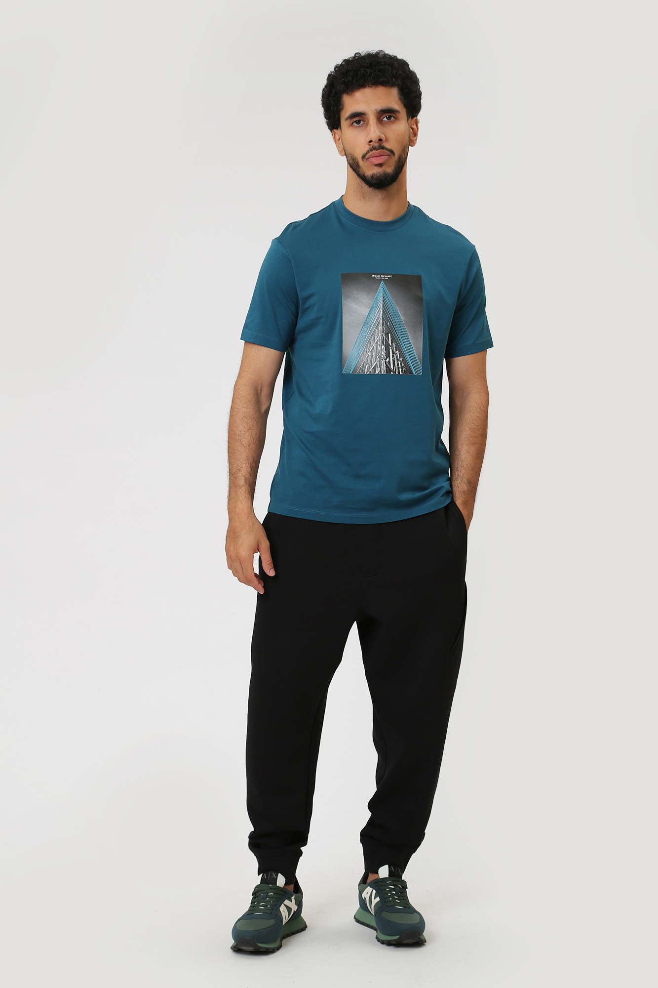 6RZTLB_ZJBYZ Футболка Armani Exchange Голубой