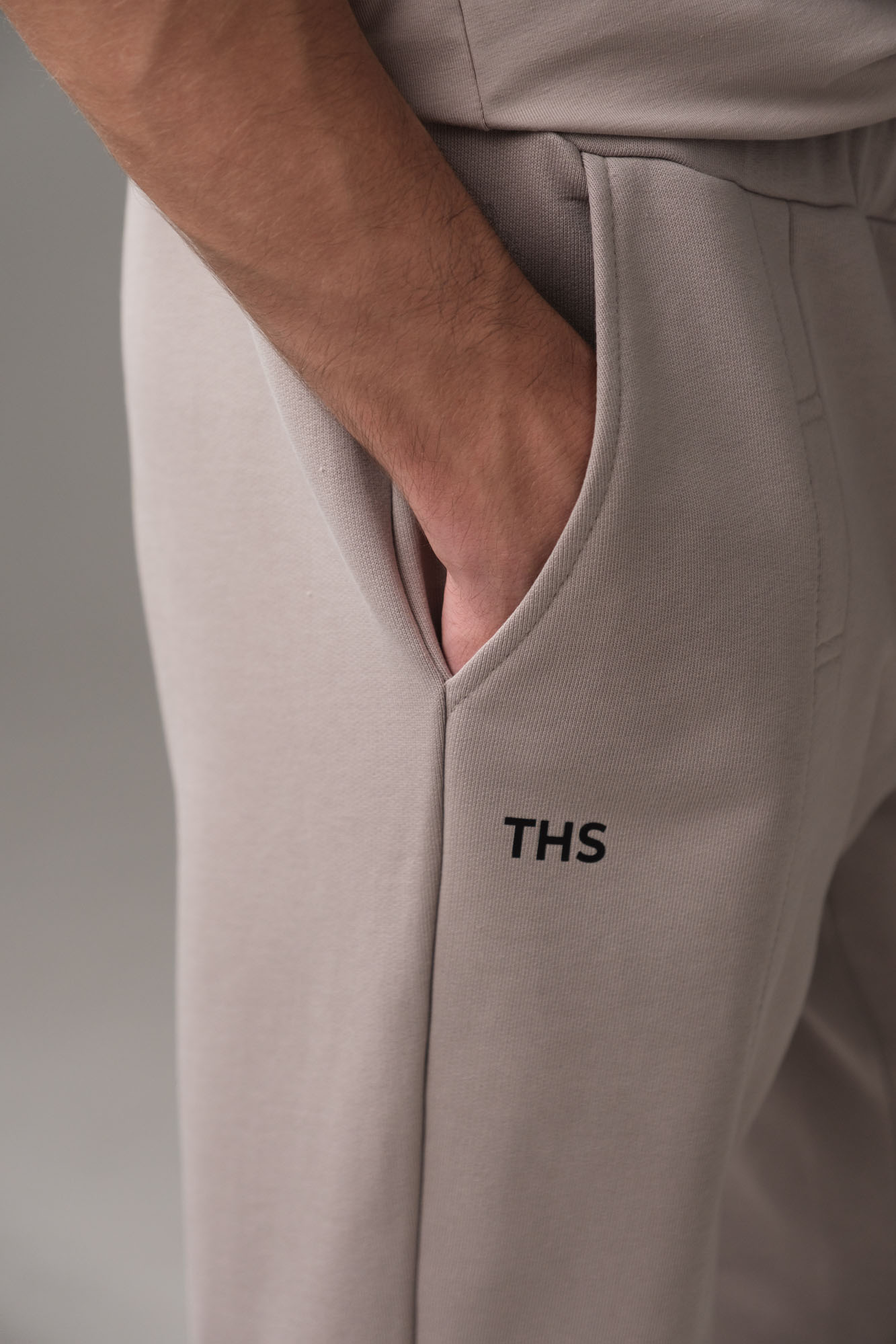 M-251-P-20-0069 Брюки спортивные The Hills Бежевый