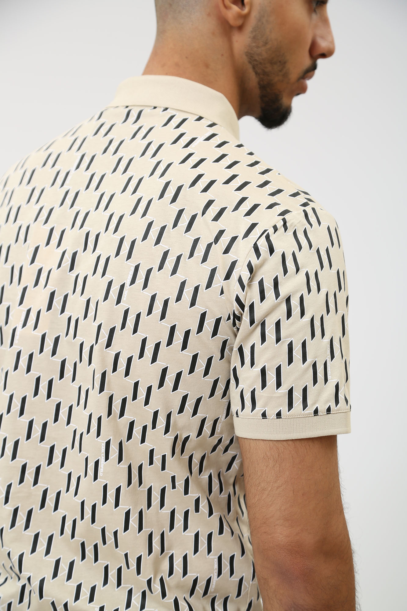 542251_745070 Поло Karl Lagerfeld Бежевый