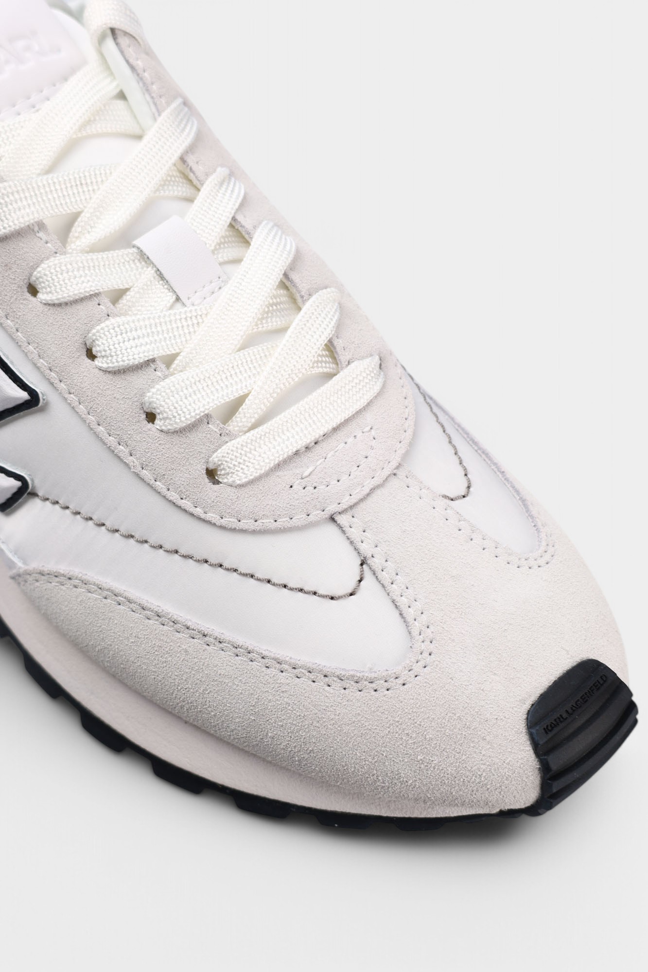 551480_855033 Кроссовки Karl Lagerfeld Белый