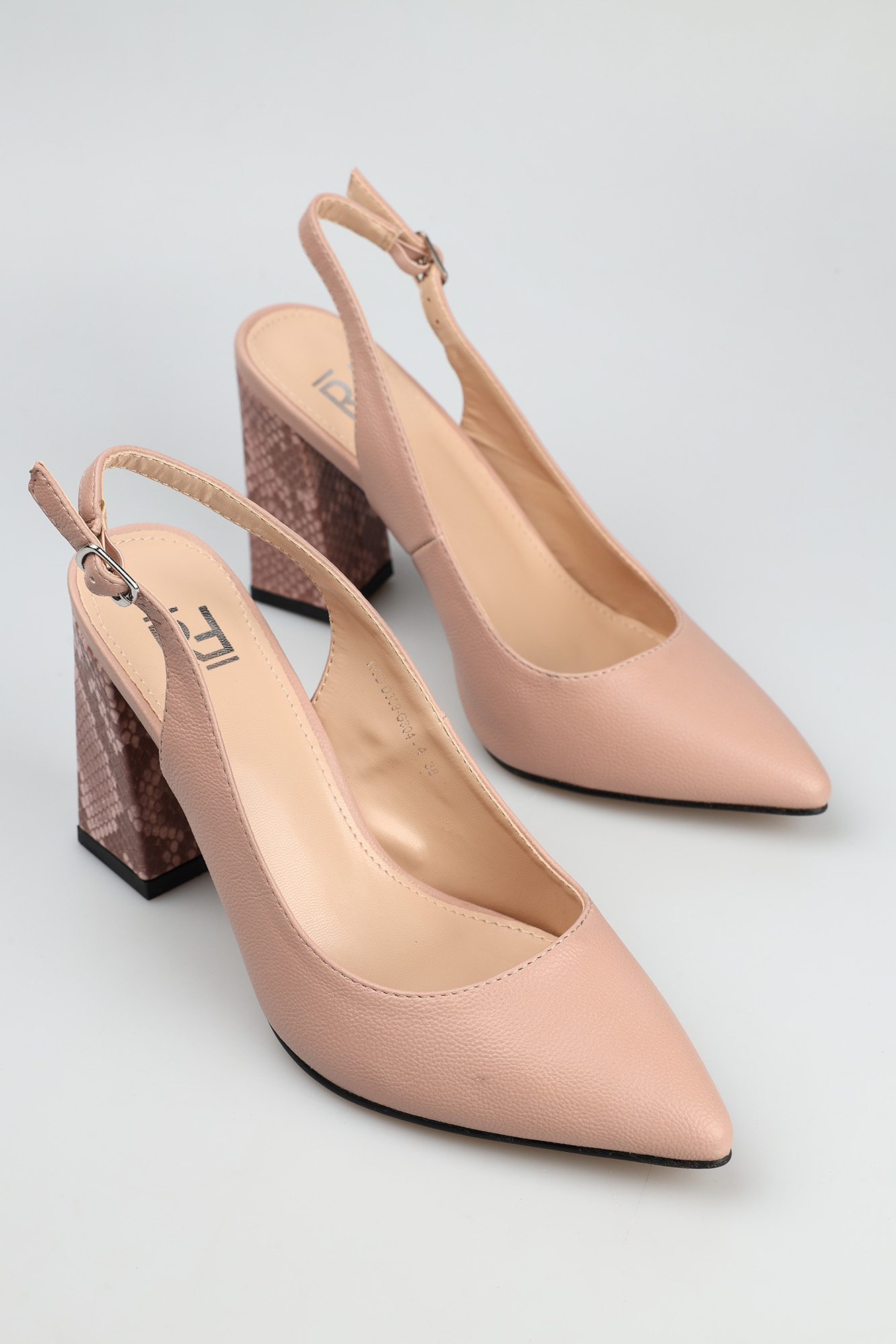 HCD D389-G304 Босоножки на каблуке Rio fiore Розовый