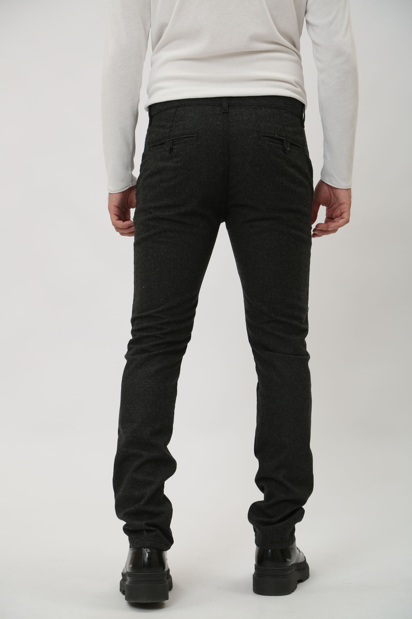 534805_255835 Брюки чиносы Karl Lagerfeld Черный