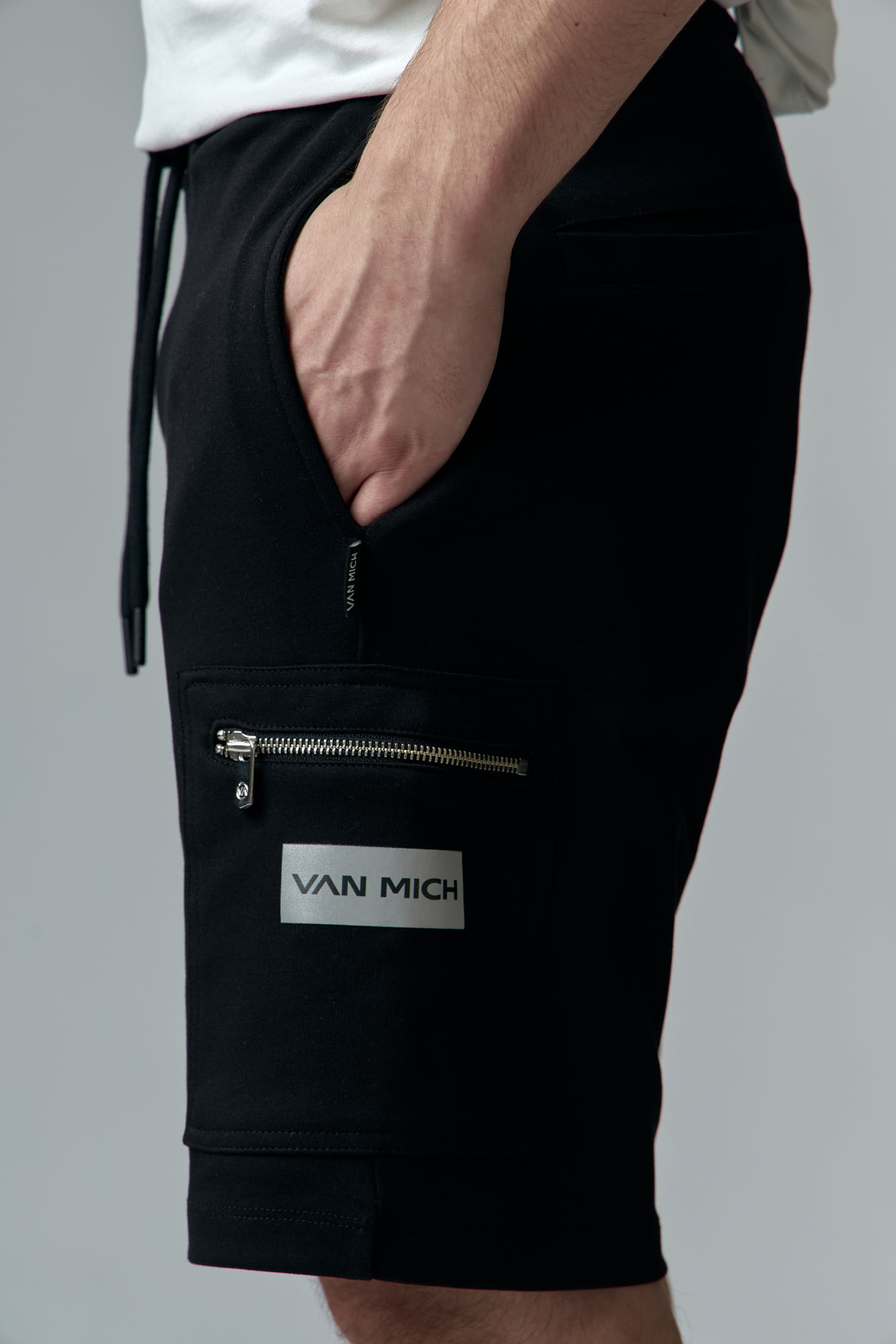VM-ERK-20-407 Шорты Van Mich Черный