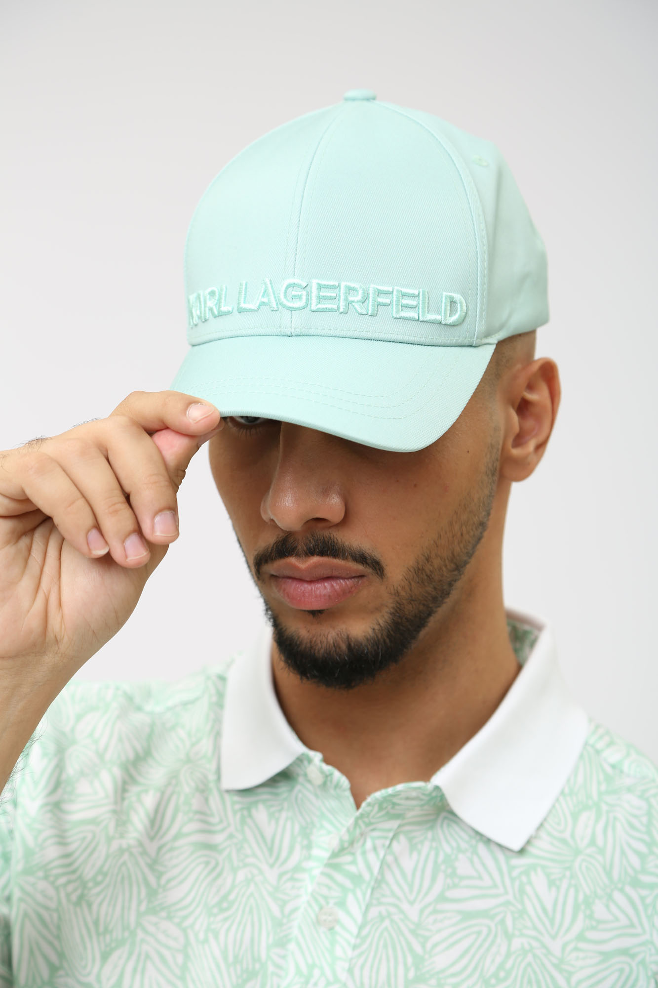 542122_805614 Кепка Karl Lagerfeld Мятный