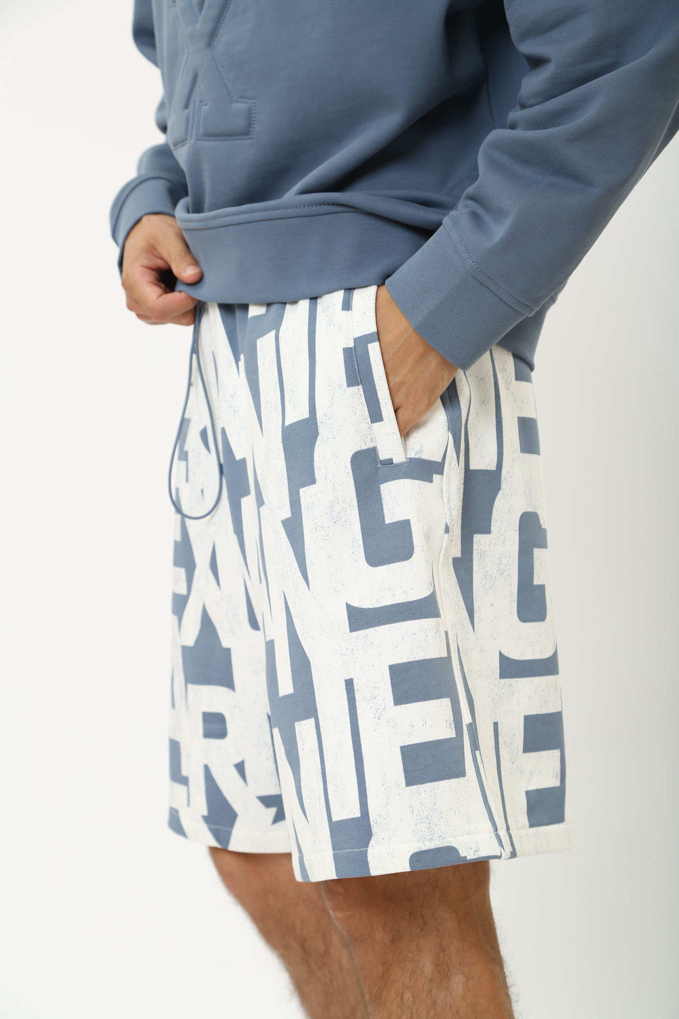 6DZSLB_ZJ4XZ_55JT Шорты трикотажные Armani Exchange Коричневый