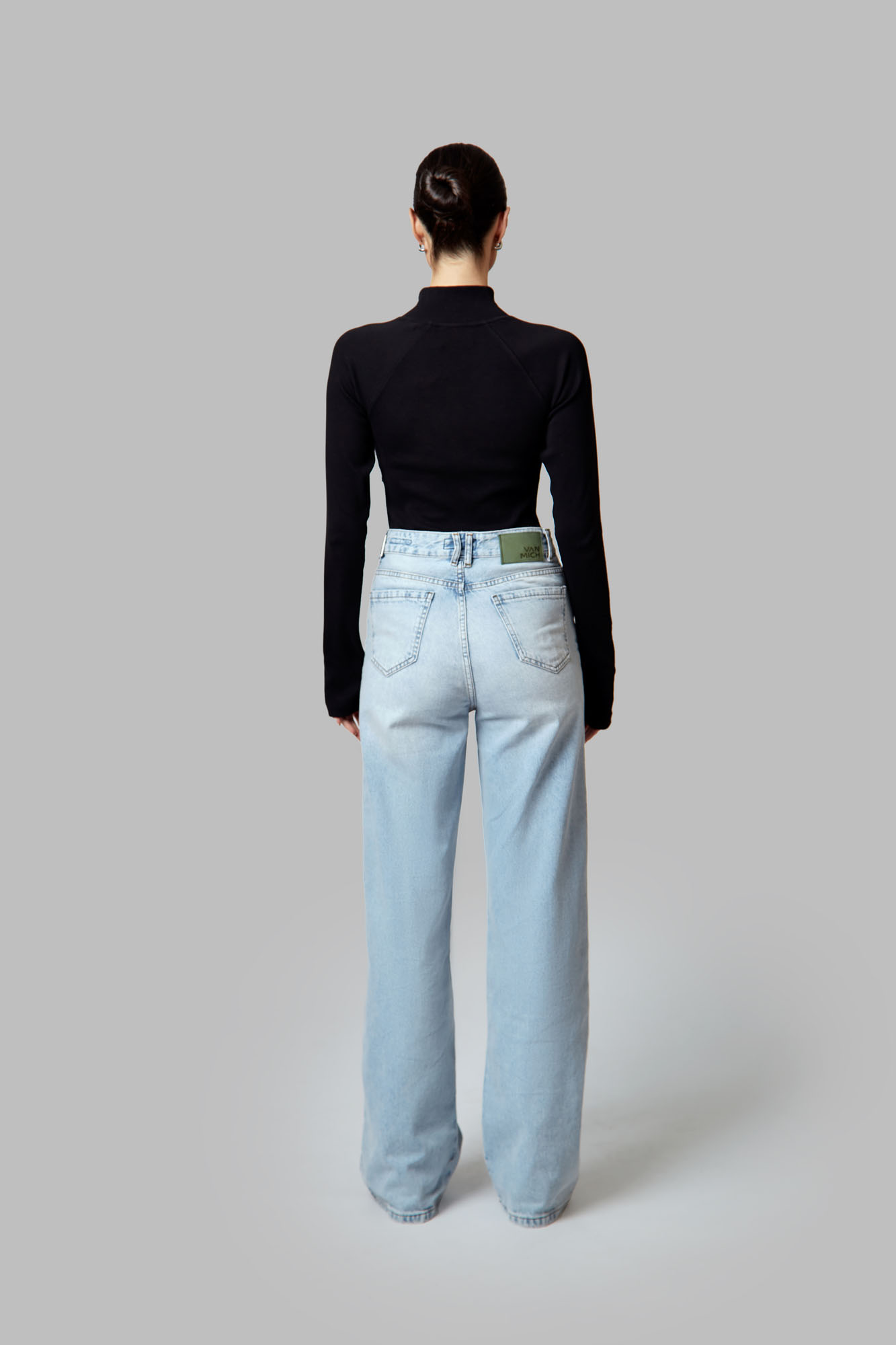 VW-FAT-22-307 лонгслив van mich 