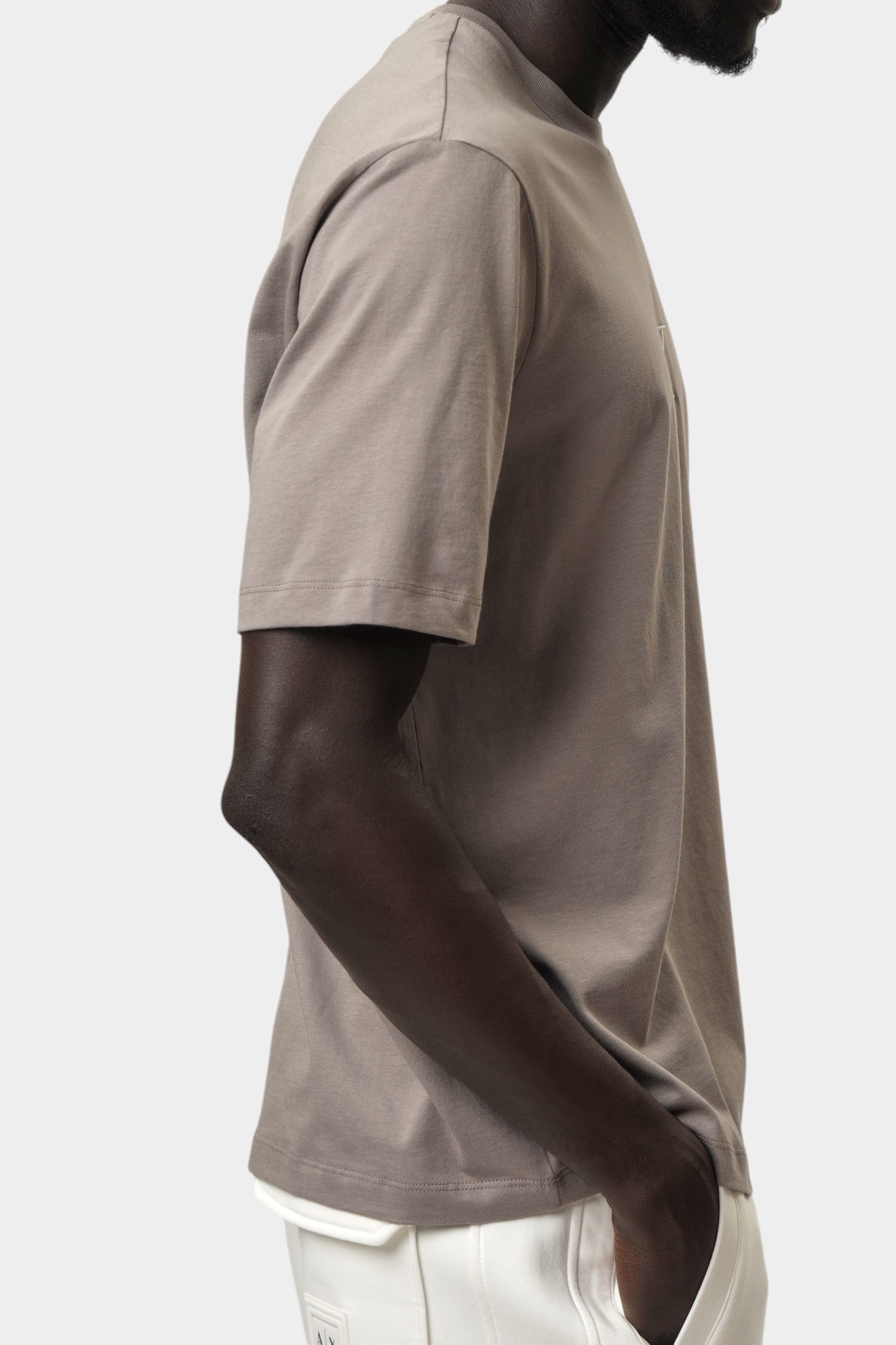 XM000363_AF12308 Футболка Armani Exchange Коричневый