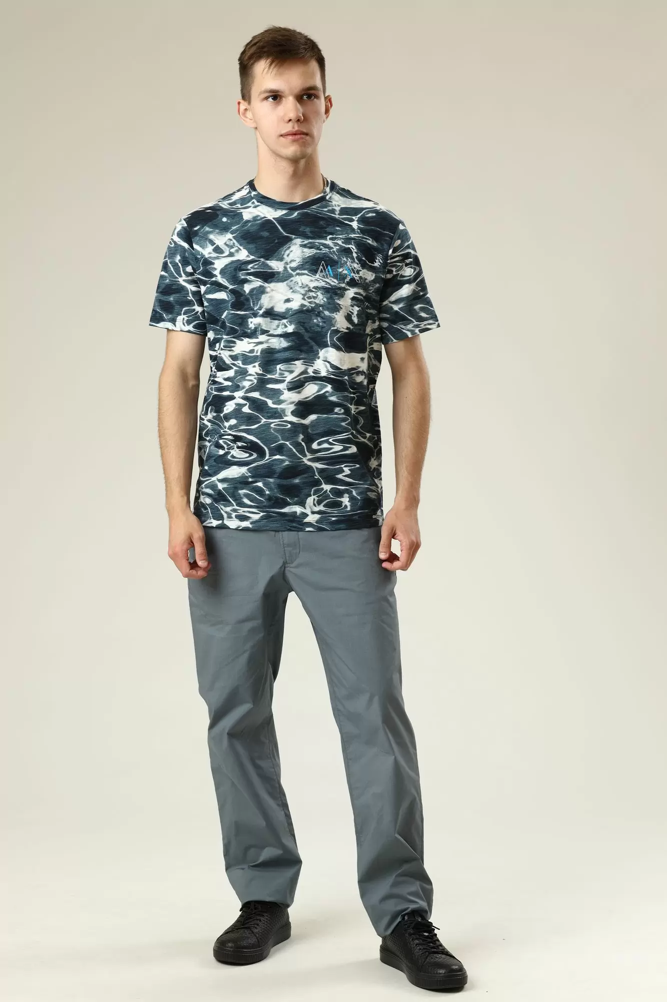 3KZP07_ZNTKZ Брюки трикотажные Armani Exchange Серый