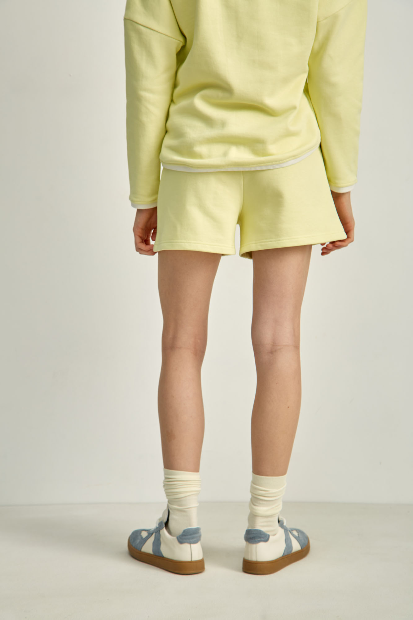 W-241-THT-20-1049 шорты спортивные the hills 