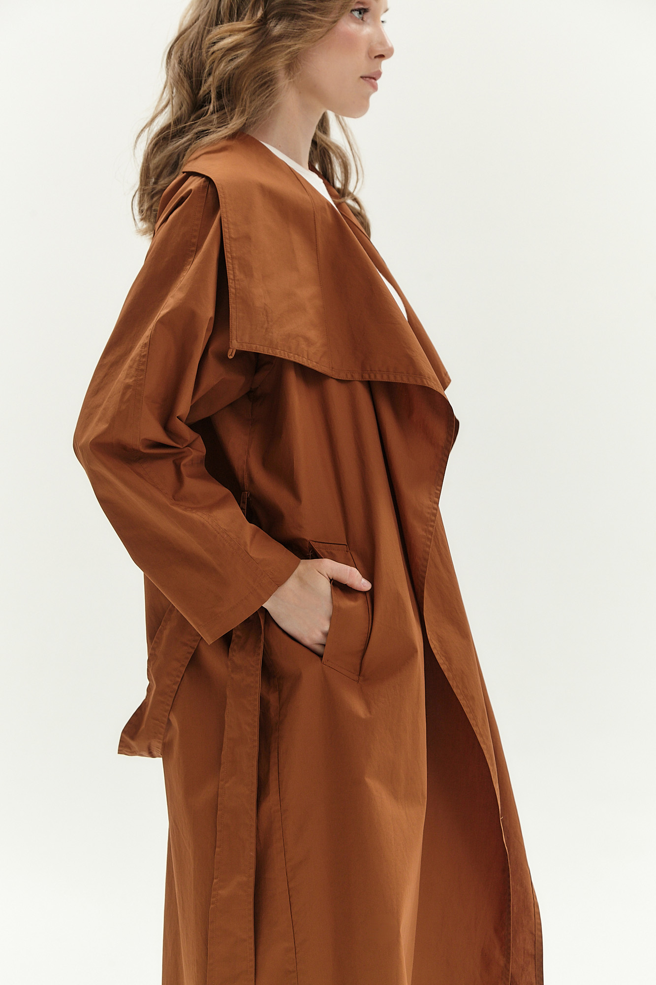 W-242-VA-42AD52 тренч the hills 