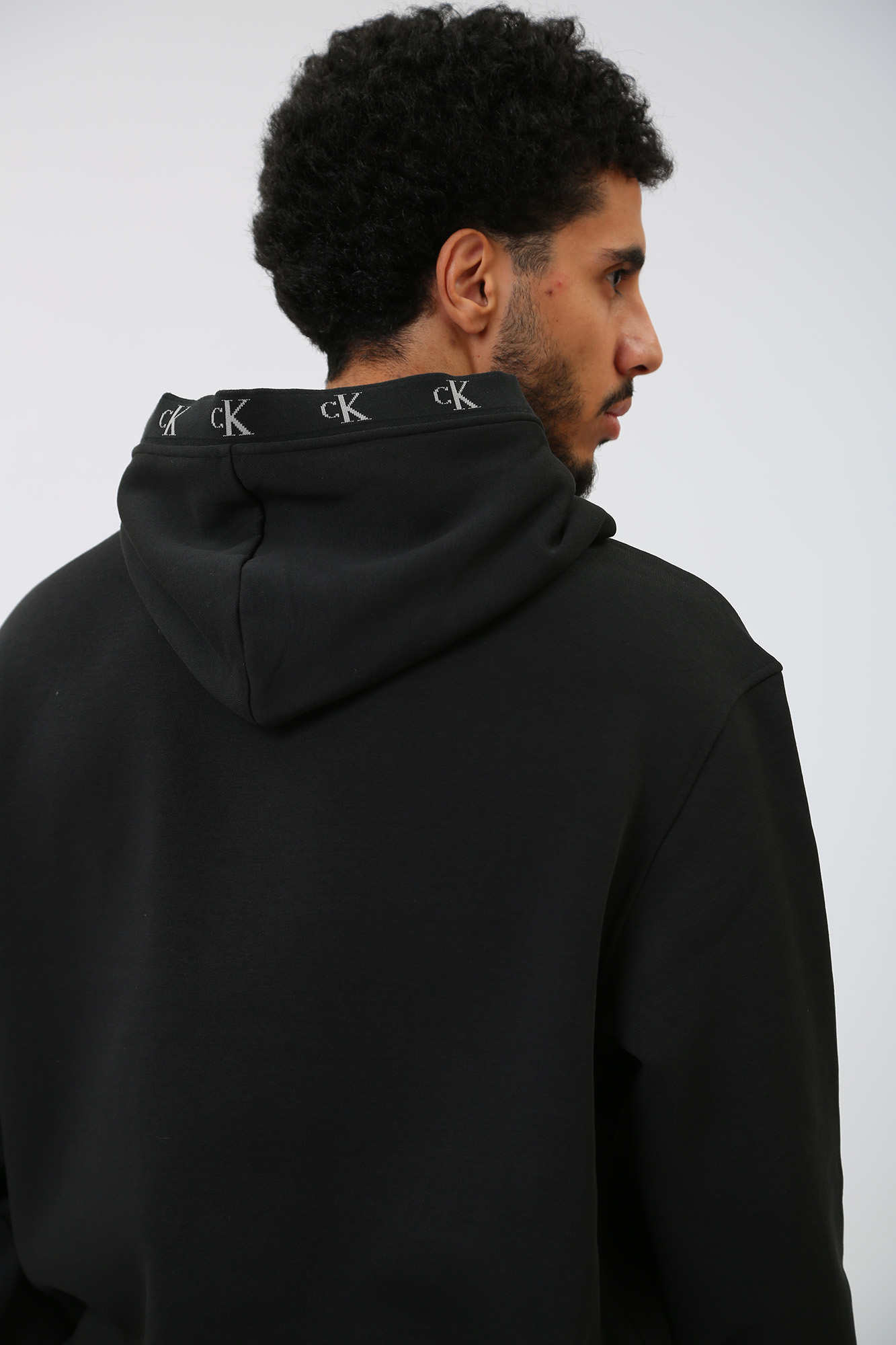 J30J321883 Худи Calvin Klein Jeans Черный