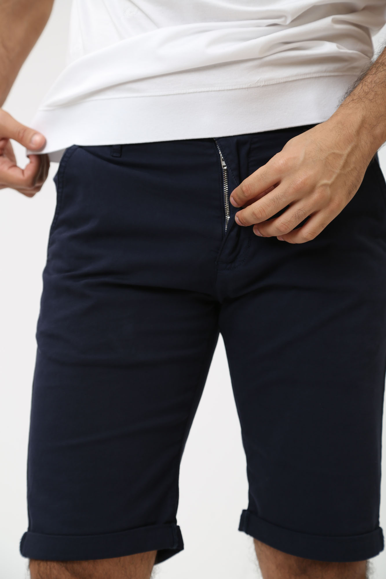 542826_255812 Шорты Karl Lagerfeld Синий