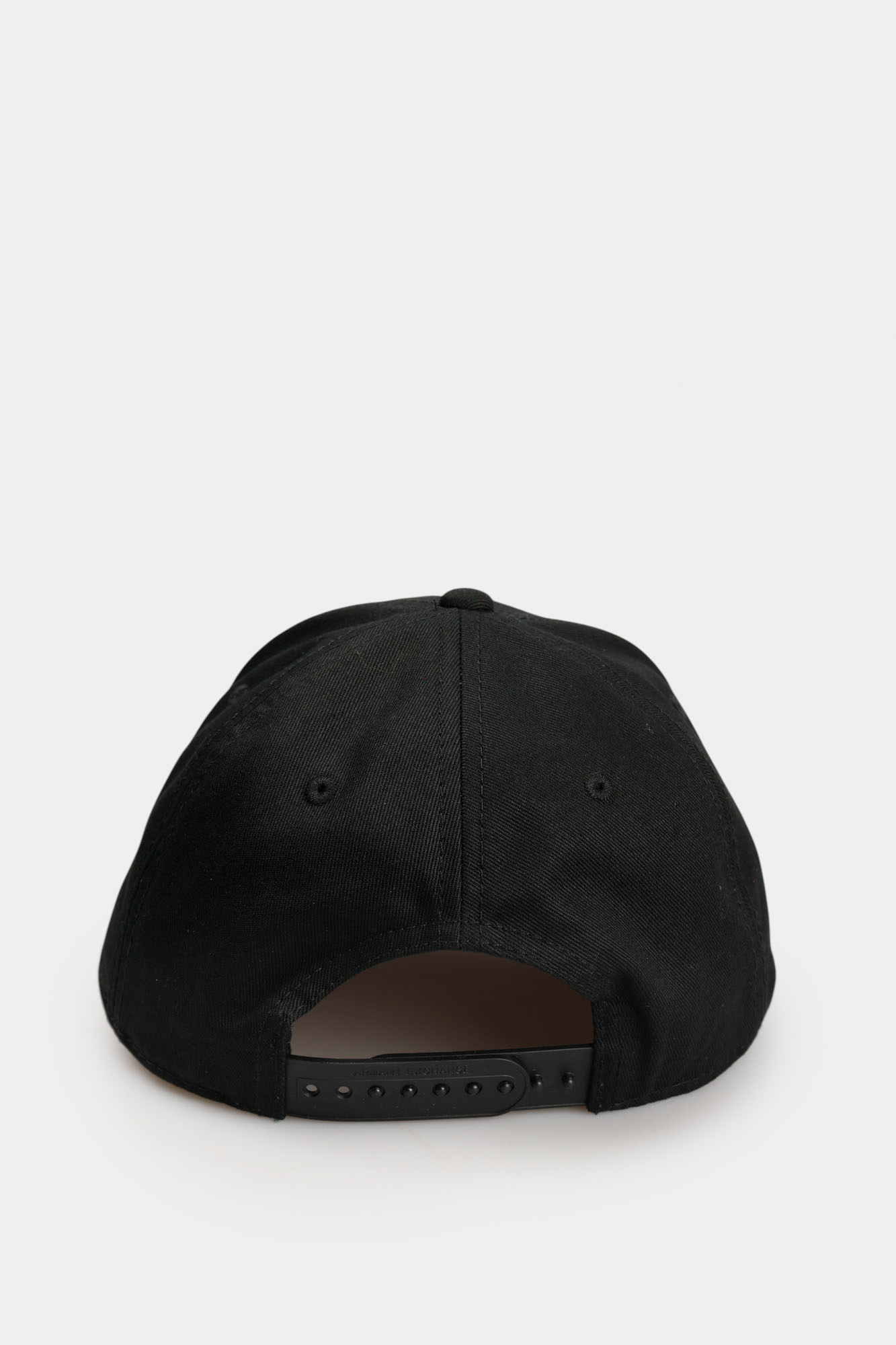 XW001486_AF19099 Кепка Armani Exchange Черный