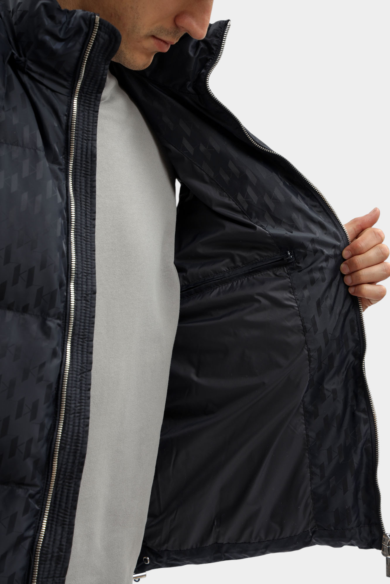 554504_505017 Жилет Karl Lagerfeld Синий