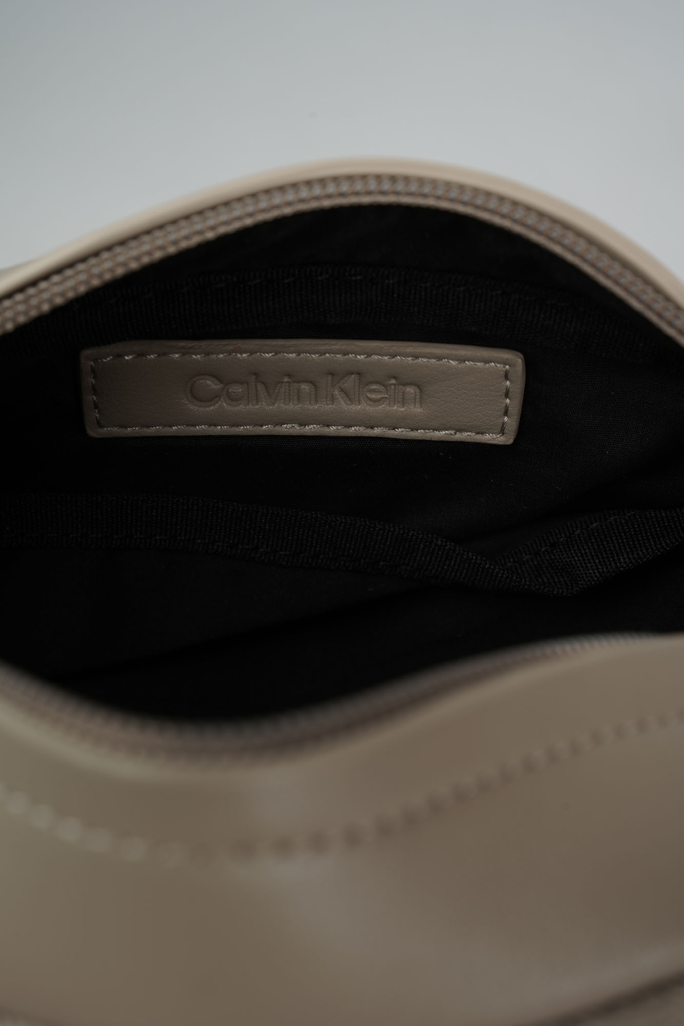 K50K512743 Сумка Calvin Klein Jeans Черный