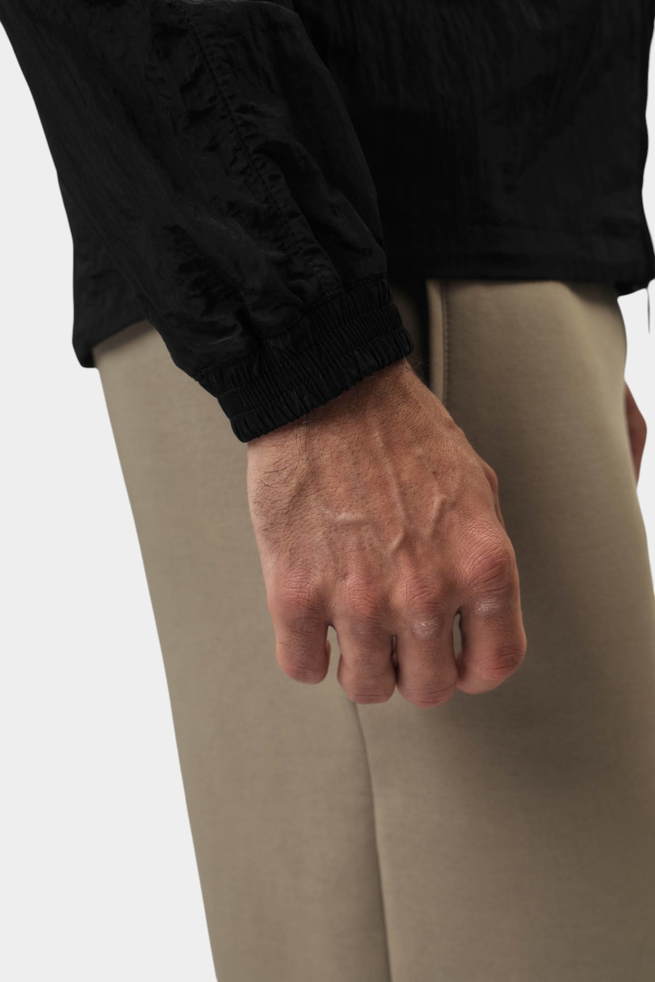 XM000397_AF13174 Ветровка Armani Exchange Черный