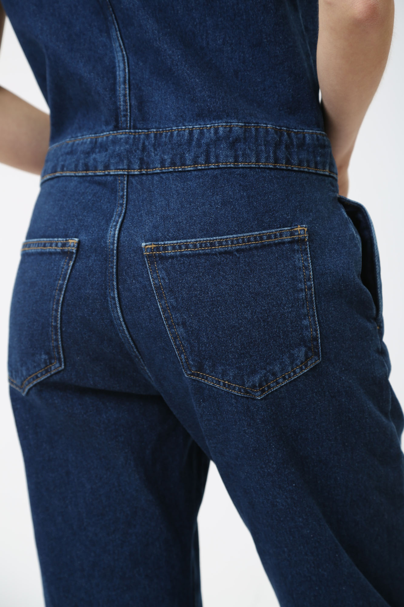 J20J222840 комбинезон calvin klein jeans 