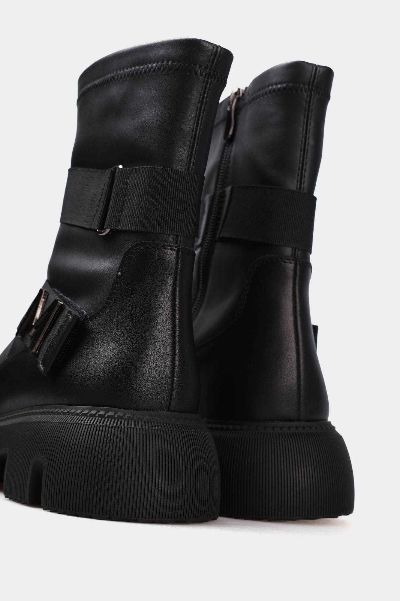 MC15835 Ботинки Marc Cony Черный