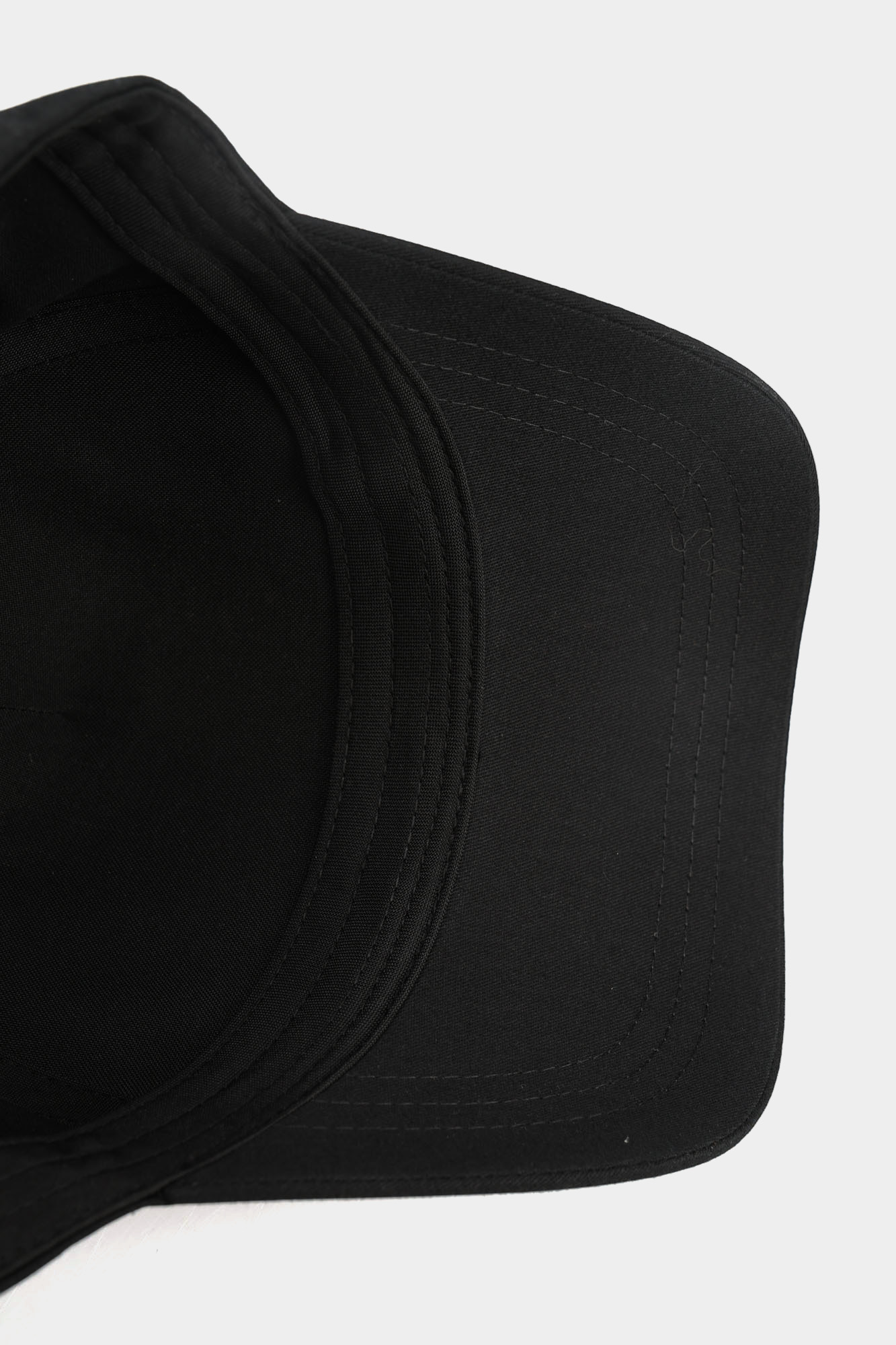 552123_805611 Кепка Karl Lagerfeld Черный