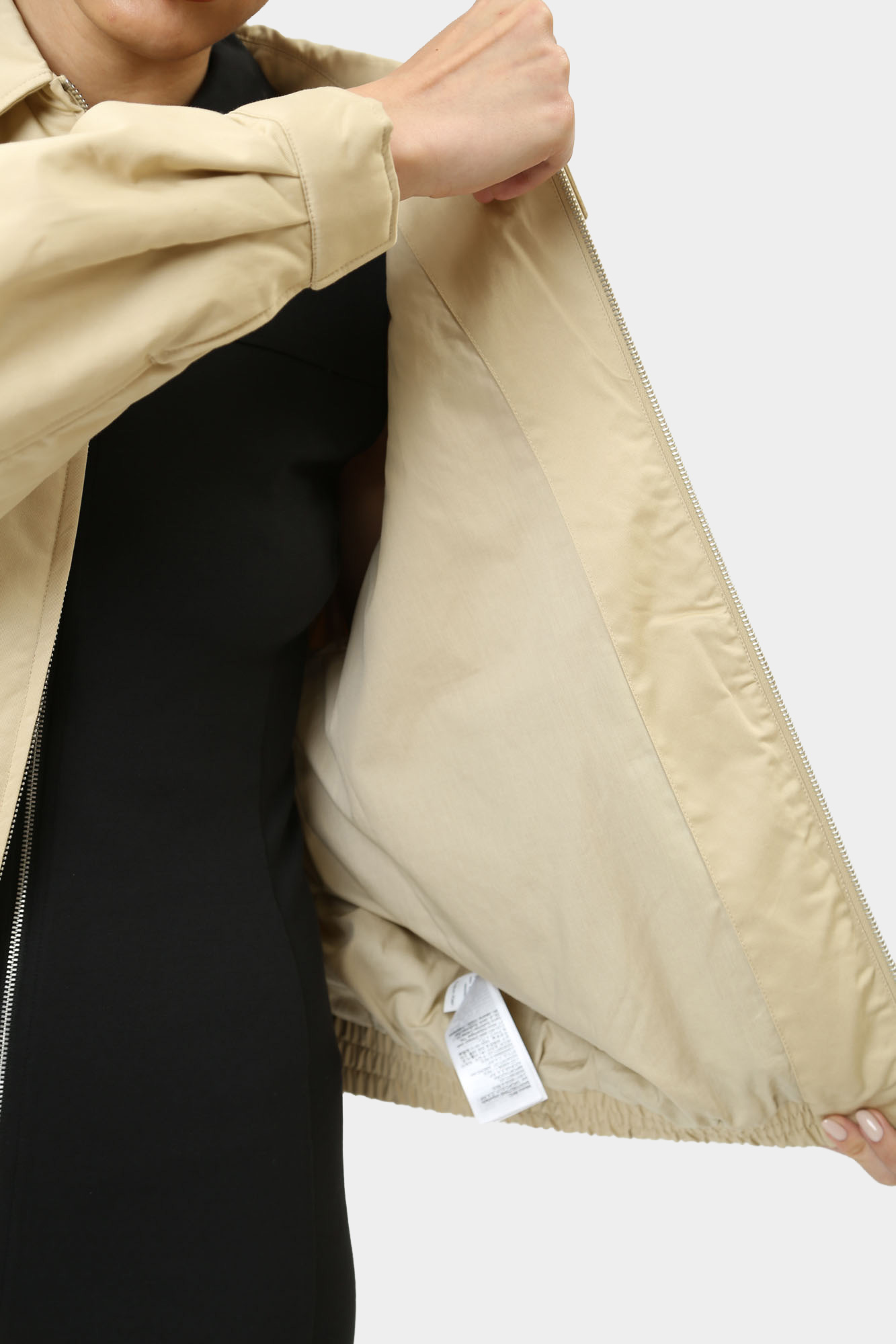 J20J223569 куртка  calvin klein jeans 