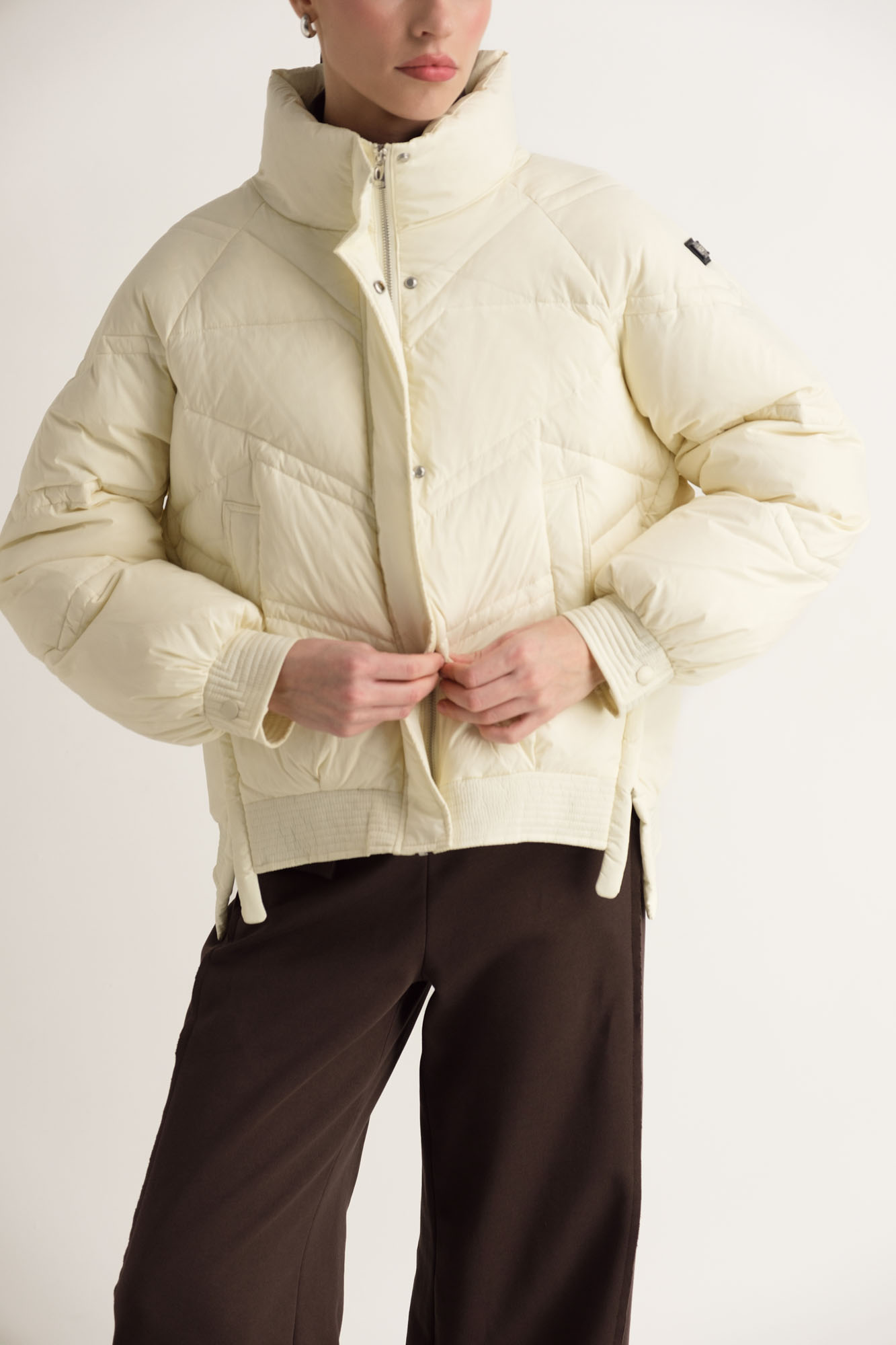 W-242-KT-34-0002 куртка the hills 