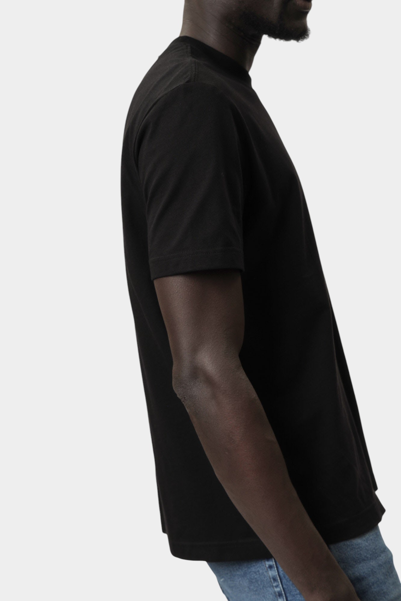 J30J327109 Футболка Calvin Klein Jeans Черный