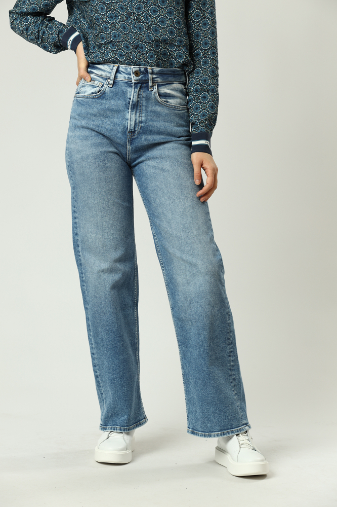 Футболка Armani Exchange Хлопок Красный