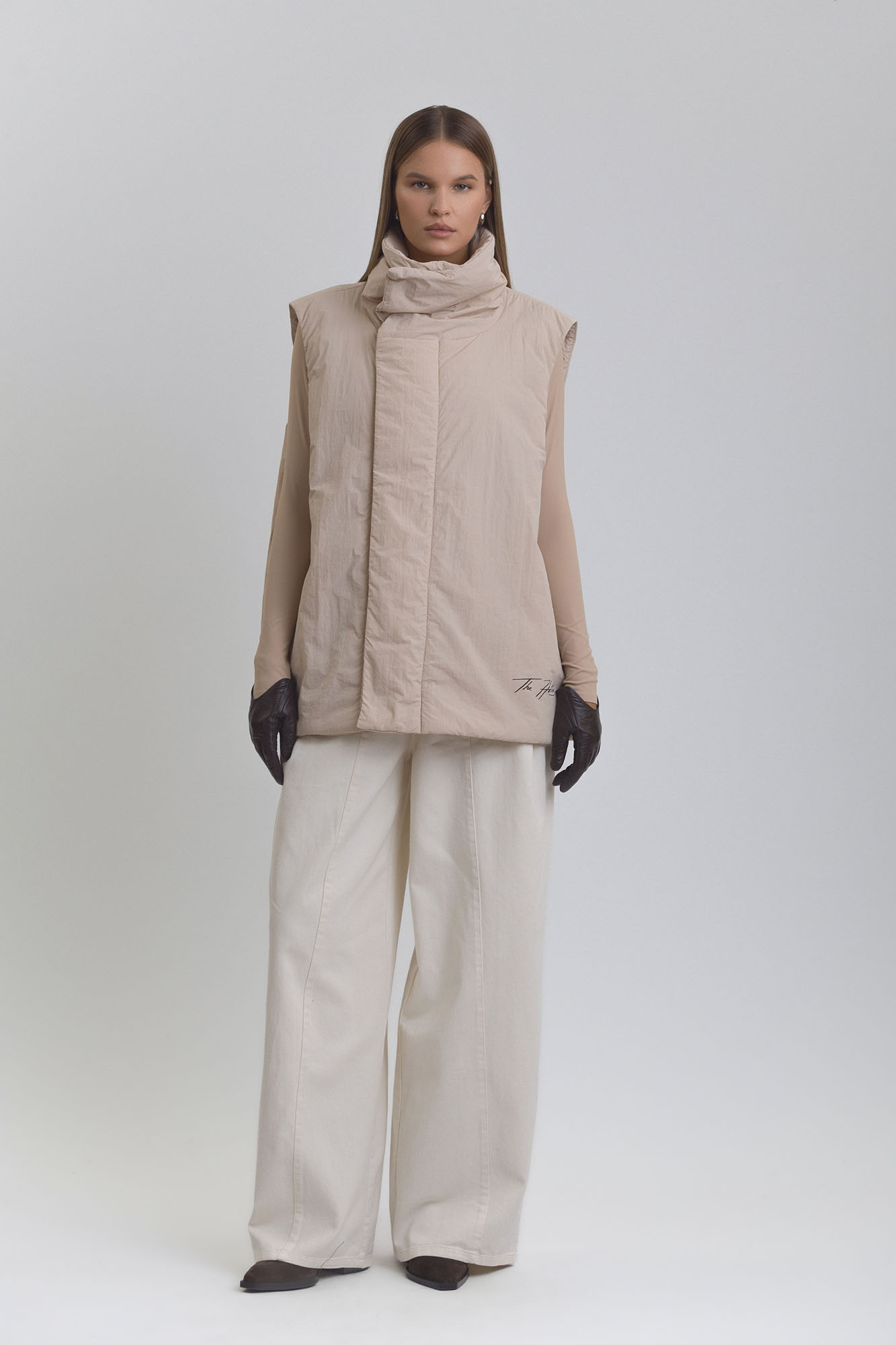 W-252-P-20-0201 жилет утеплённый the hills 