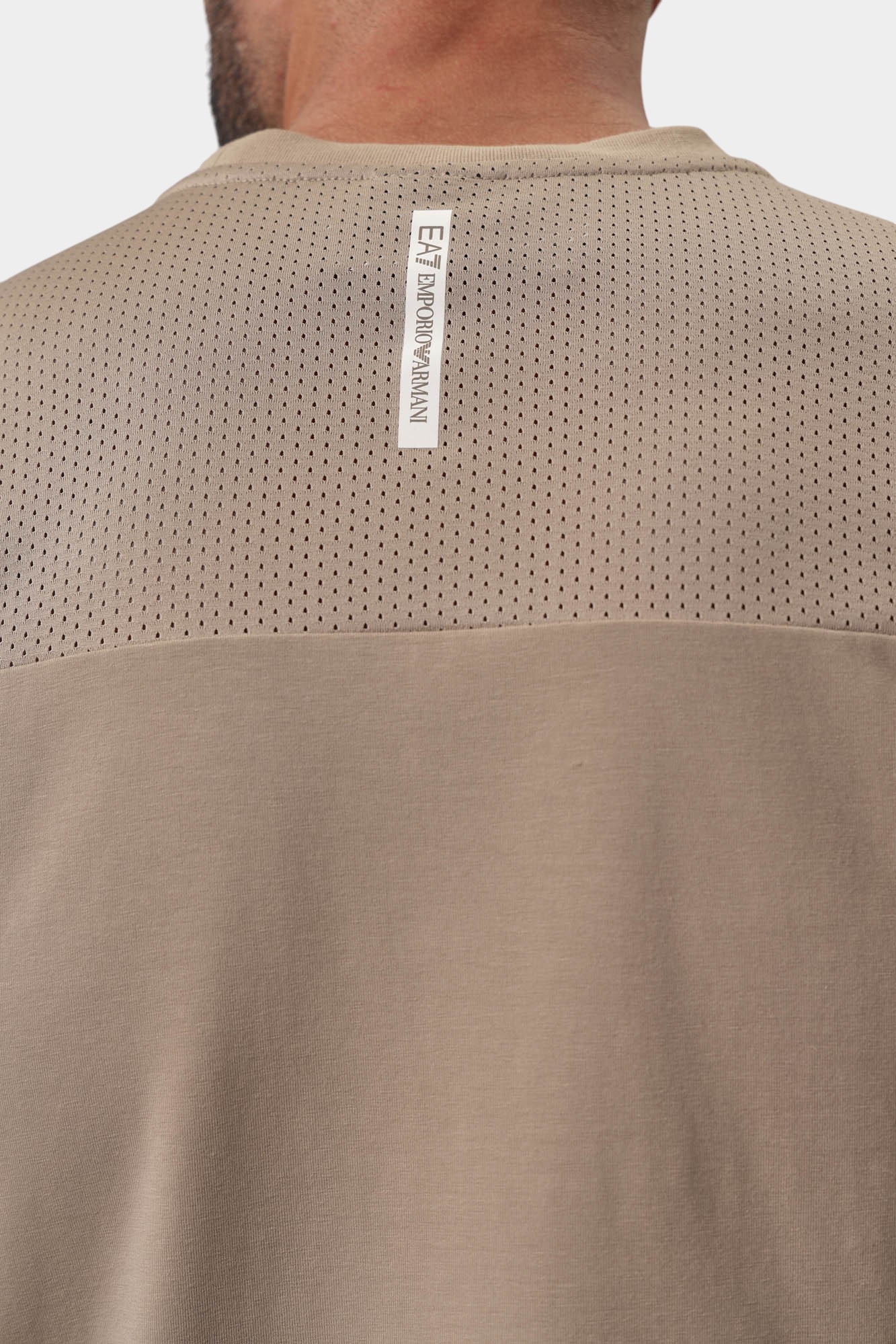 7M000124_AF13956 Футболка EA7 Бежевый
