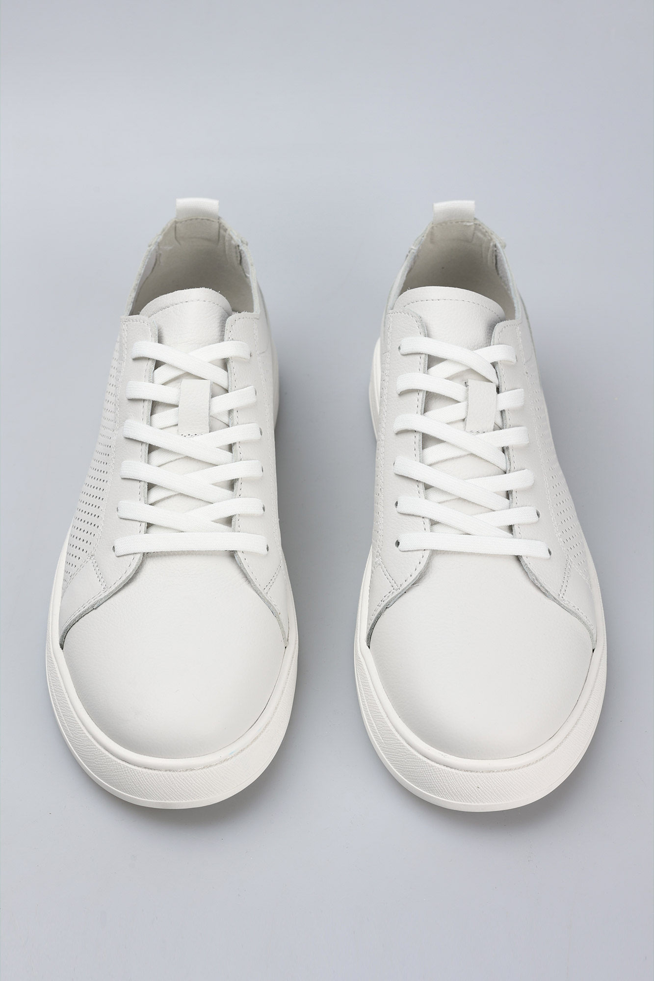 MC16686-MB/10 без подкладки Полуботинки муж кожа р Кеды Marc Cony Белый