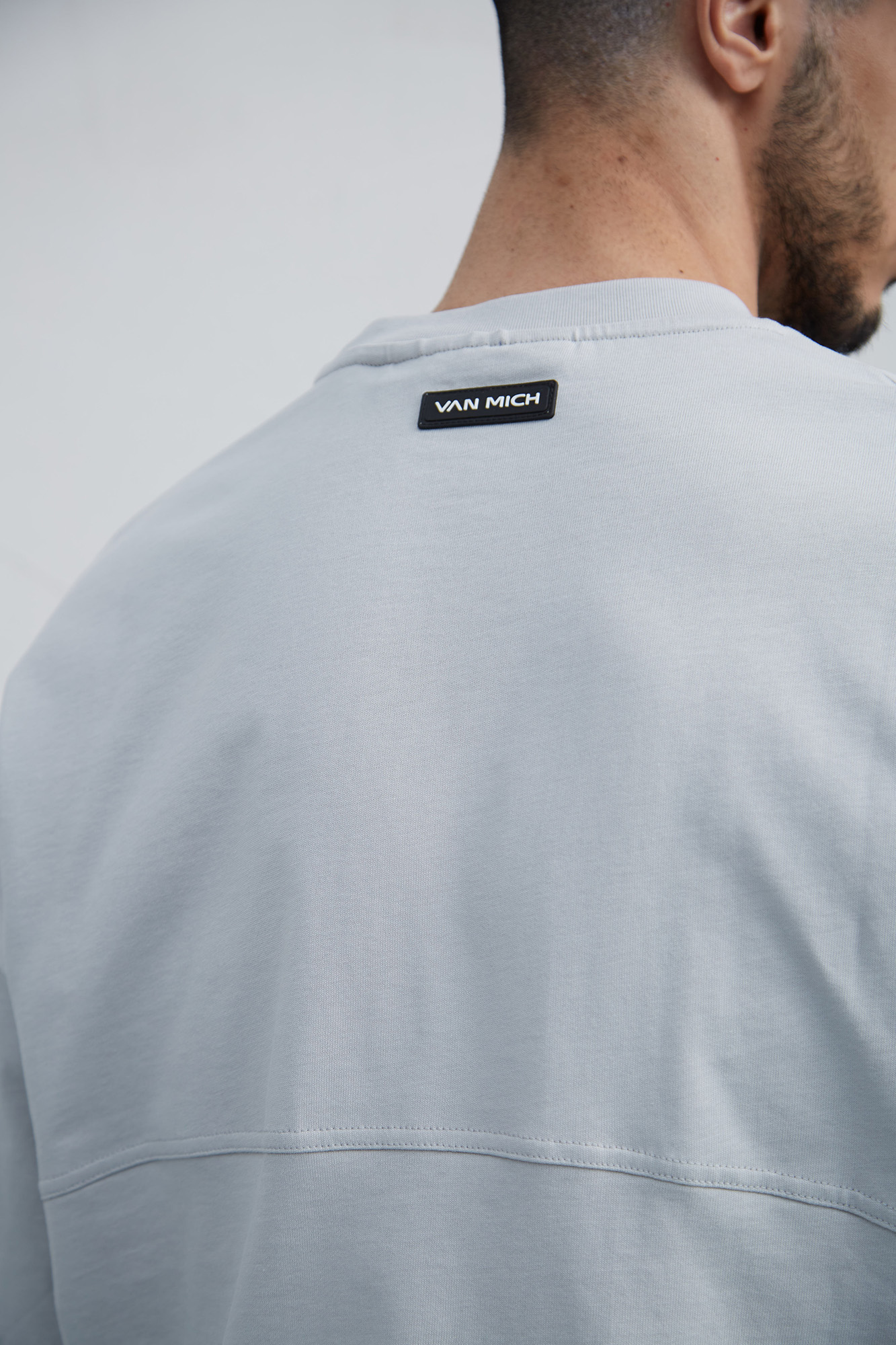 VM-231-22-025 Футболка Van Mich Серый