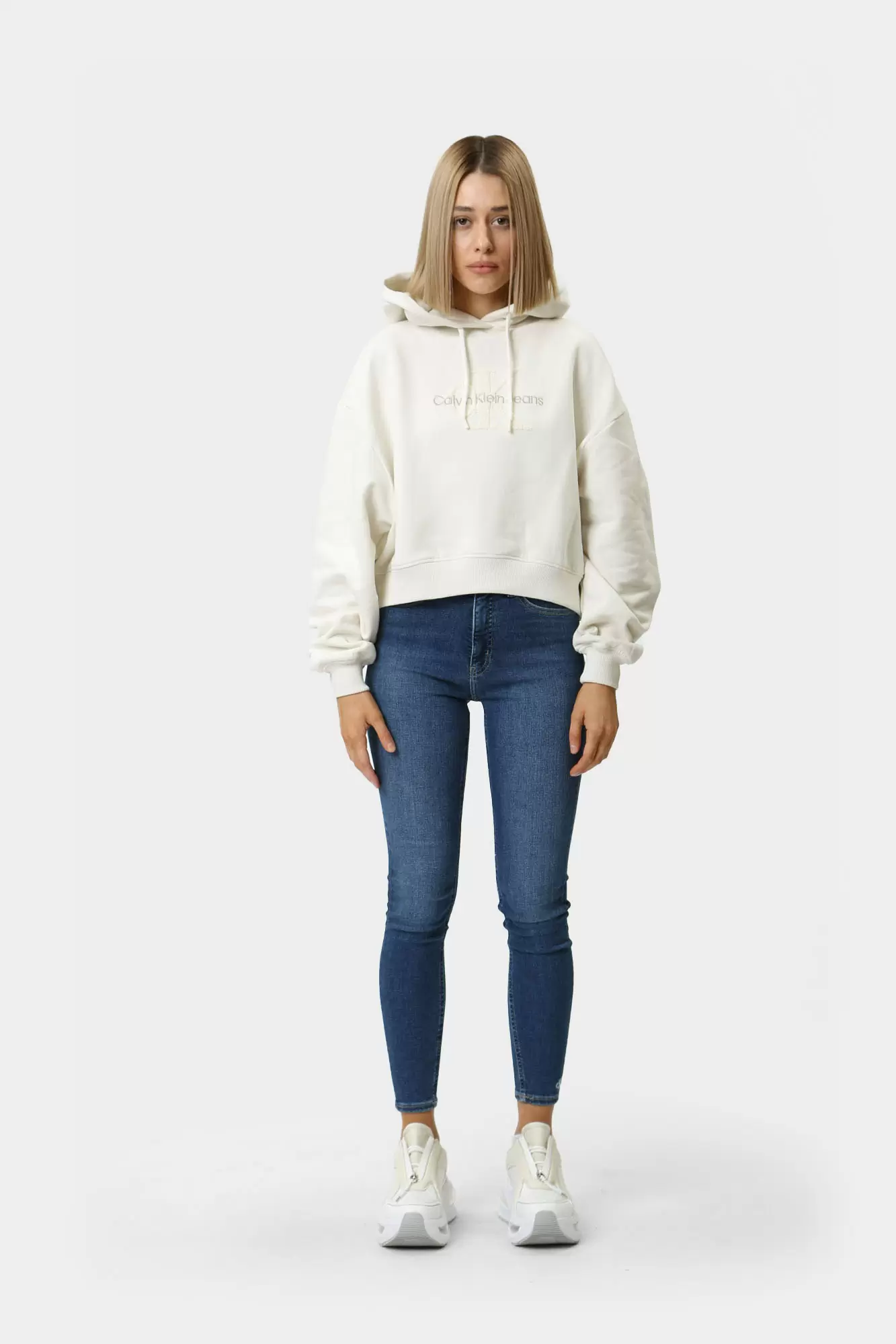 J20J224170 худи calvin klein jeans 