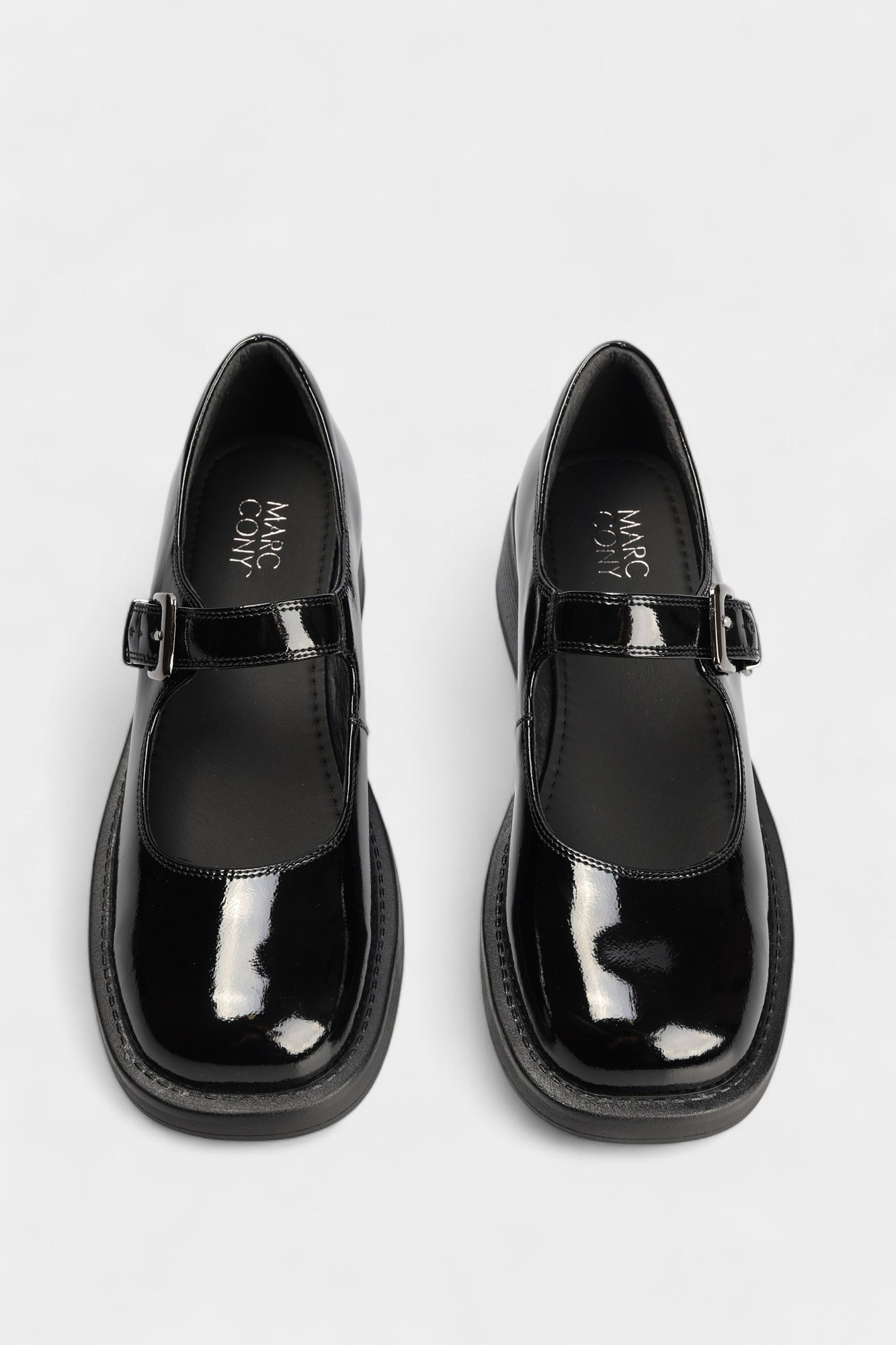 MCW080_01LK-BL Лоферы Marc Cony Черный