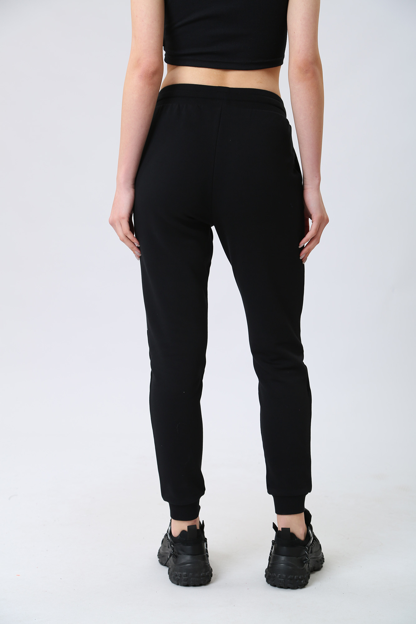 3RYP77_YJDBZ брюки спортивные armani exchange 