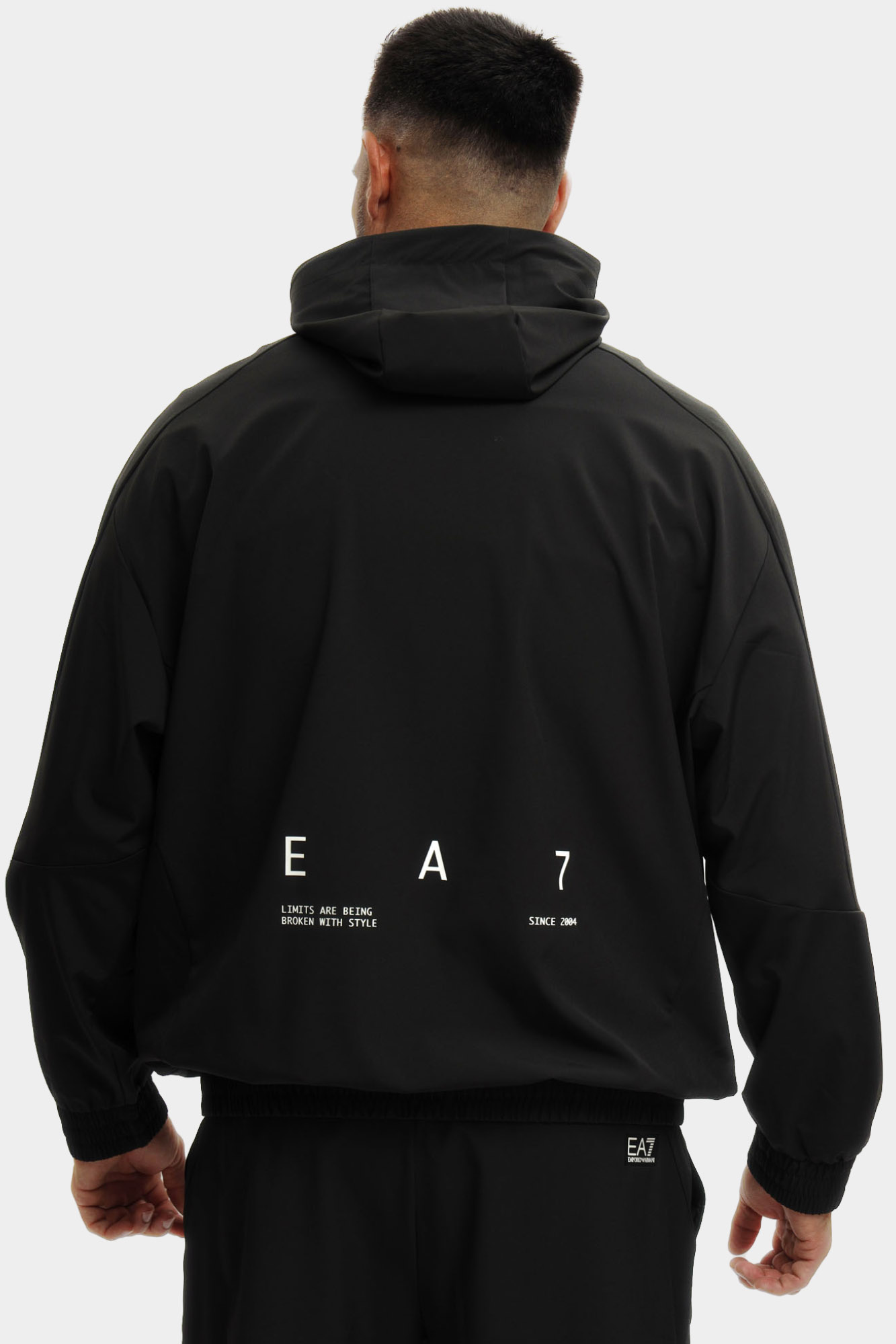 7M000114_AF13417 Анорак EA7 Черный